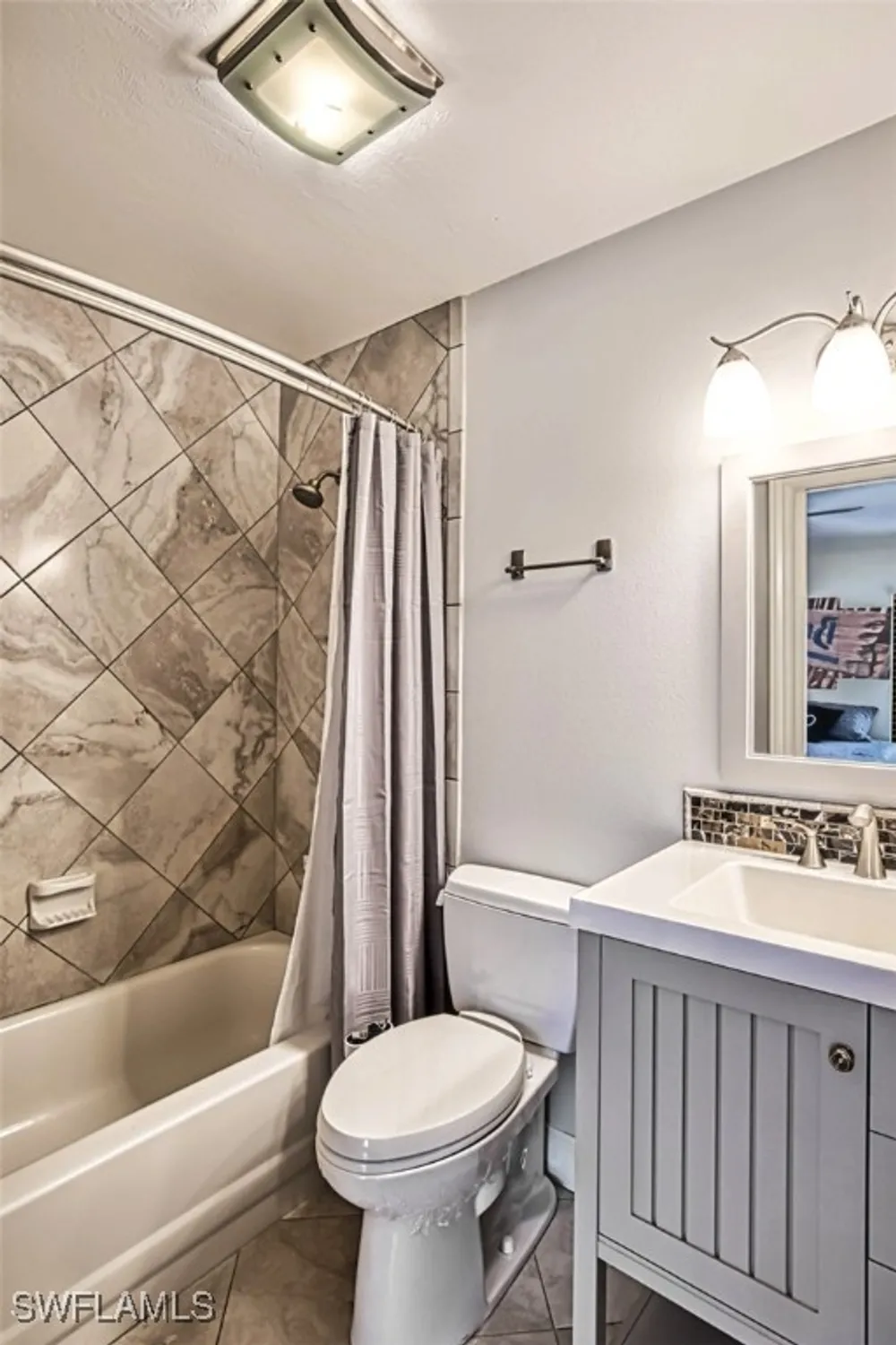 Property Slideshow image 36 of 50 | 1815 pine glade cir, Fort Myers, FL, 33907