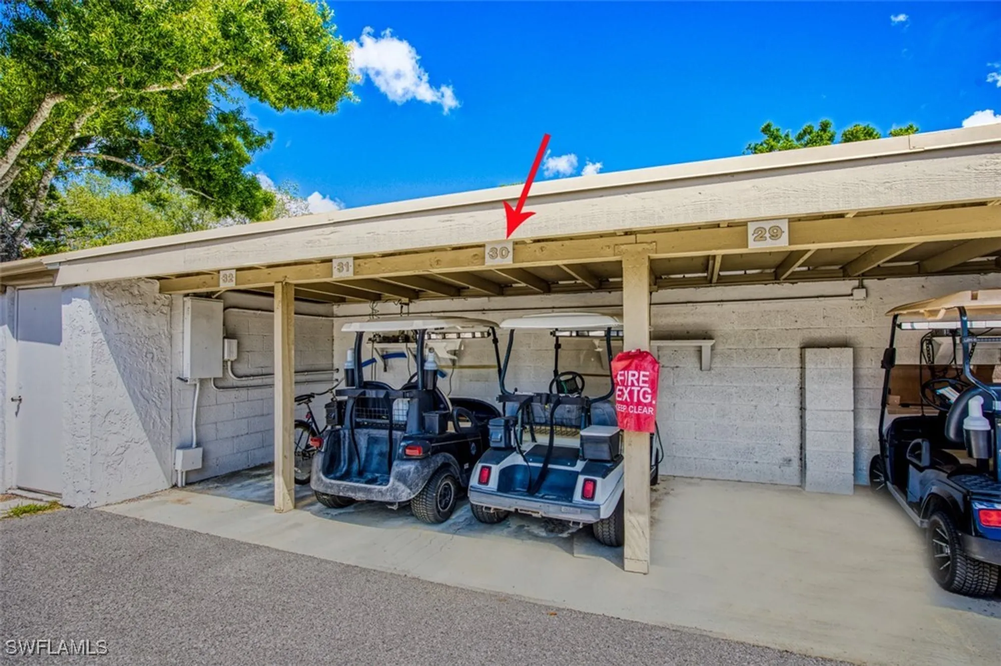 Property Slideshow image 44 of 50 | 1815 pine glade cir, Fort Myers, FL, 33907