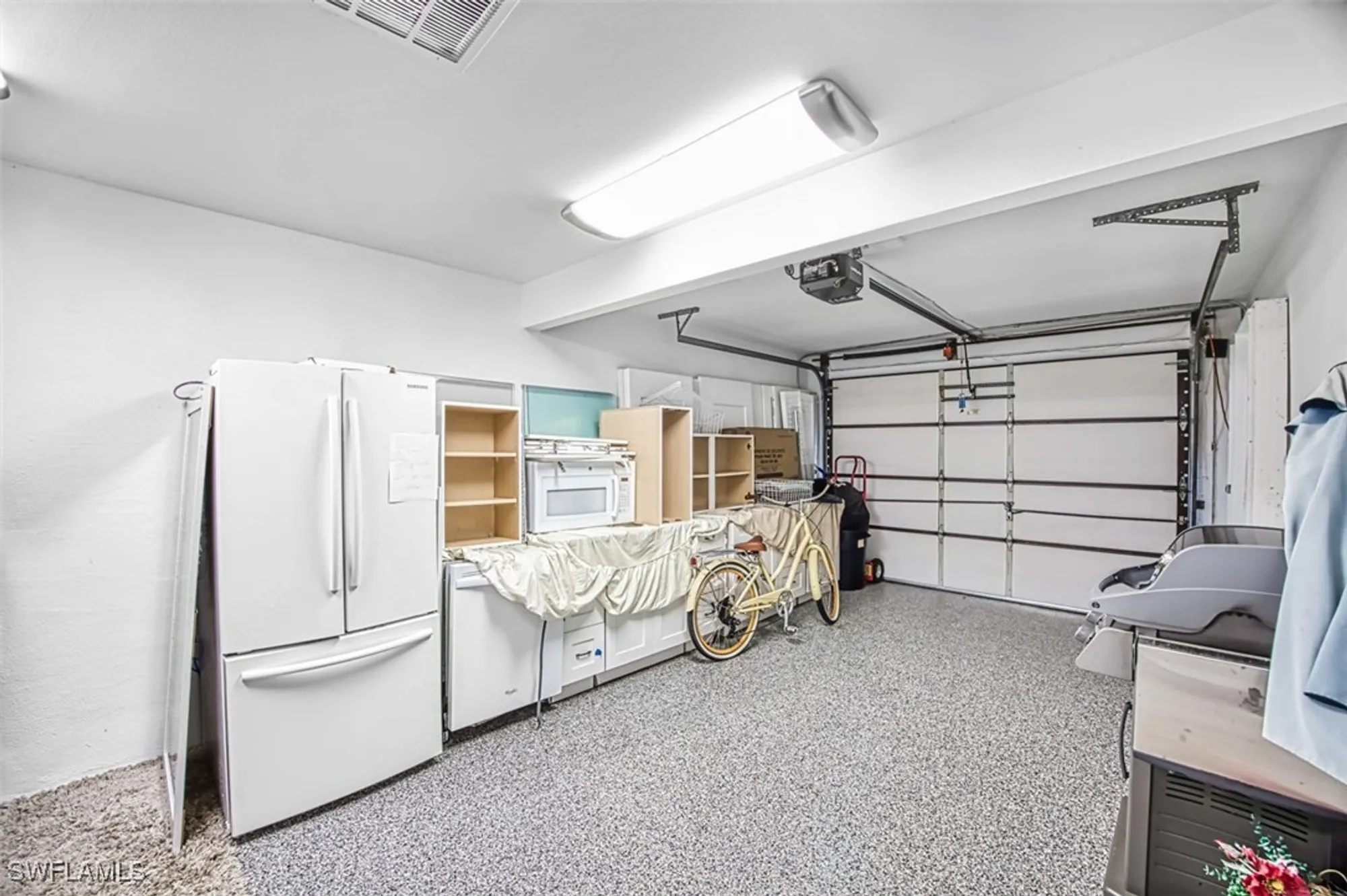 Property Slideshow image 40 of 50 | 1815 pine glade cir, Fort Myers, FL, 33907