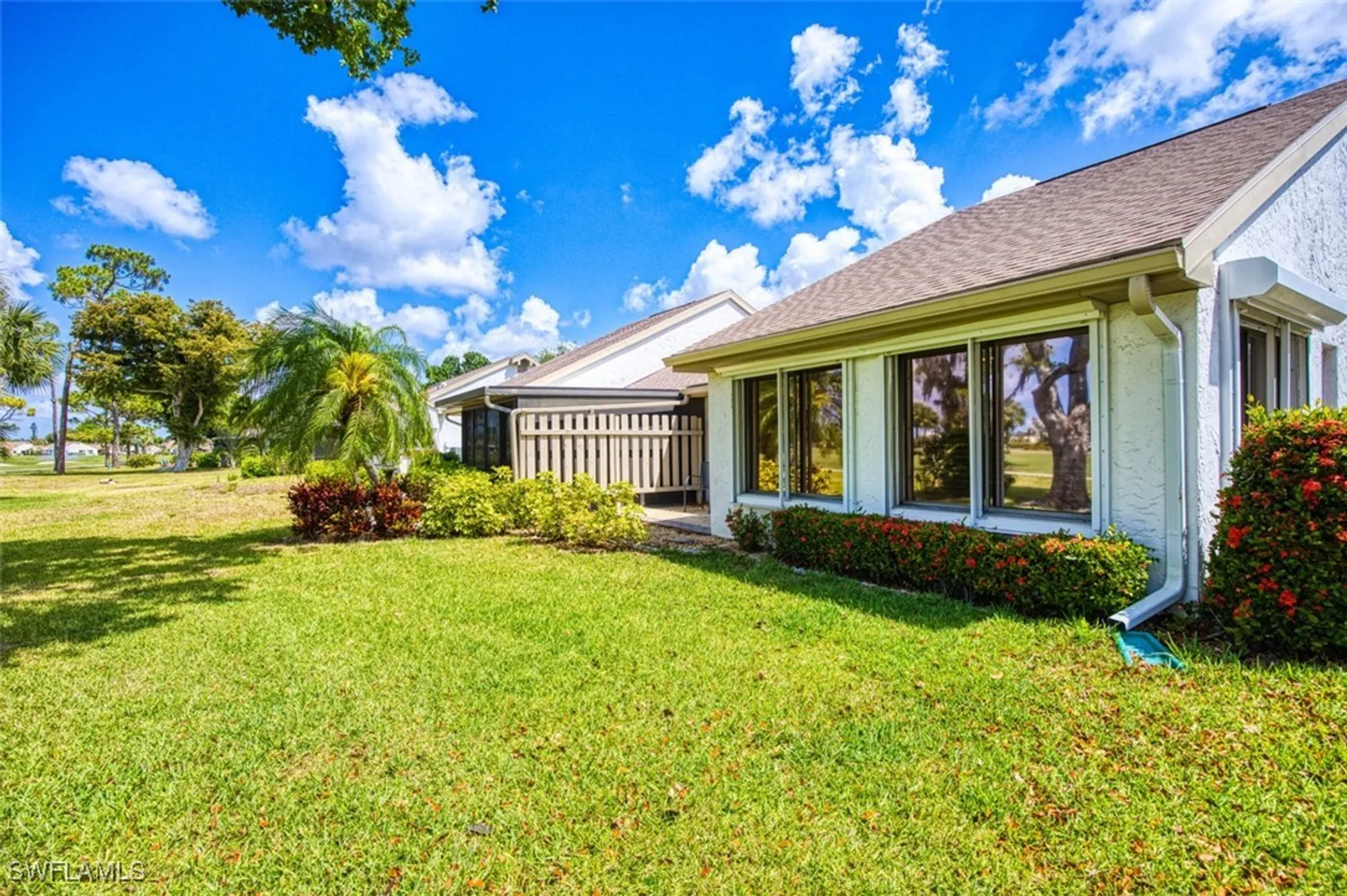 Property Slideshow image 42 of 50 | 1815 pine glade cir, Fort Myers, FL, 33907