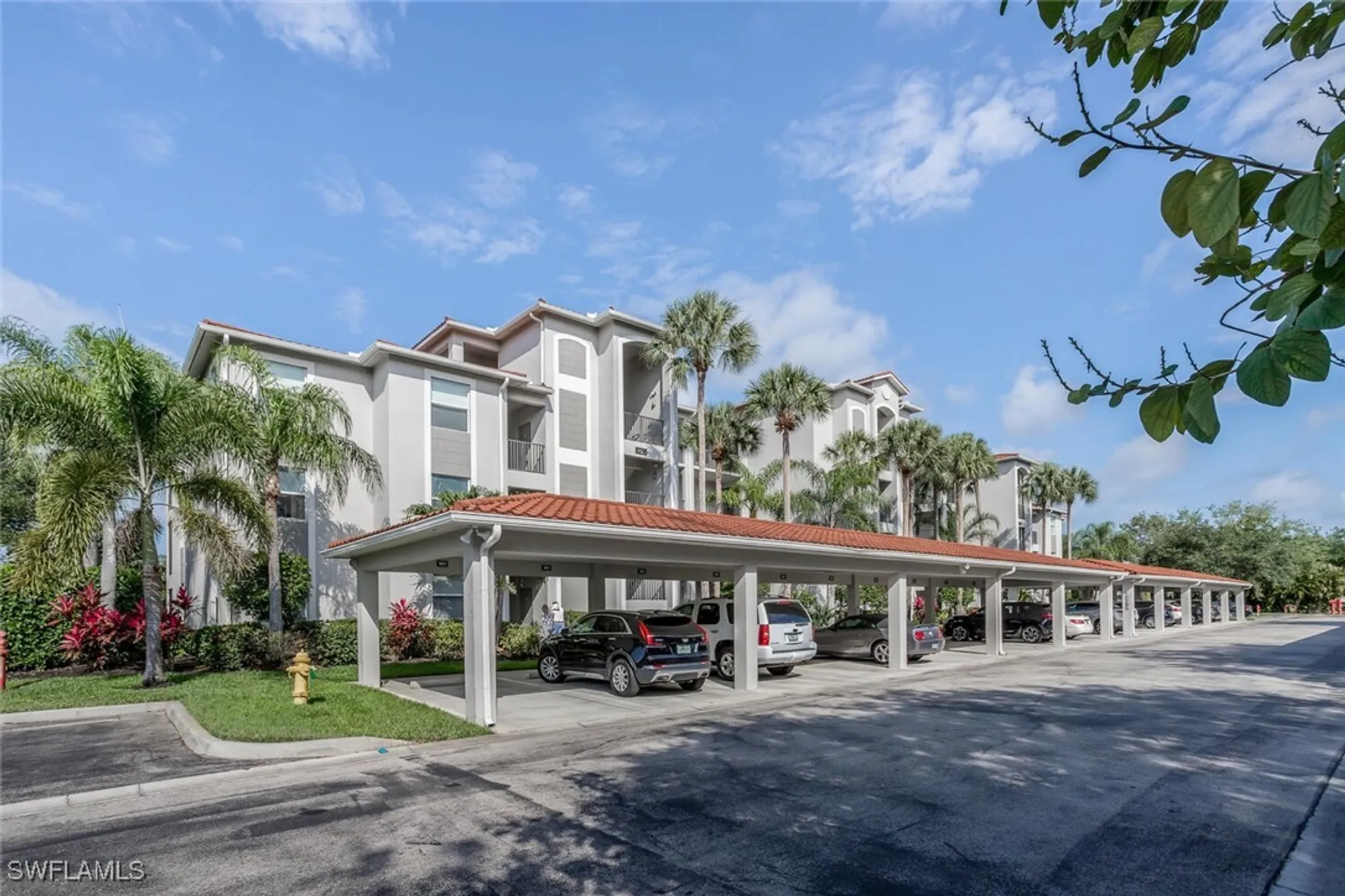 Property Slideshow image 3 of 50 | 10295 heritage bay blvd 911, Naples, FL, 34120