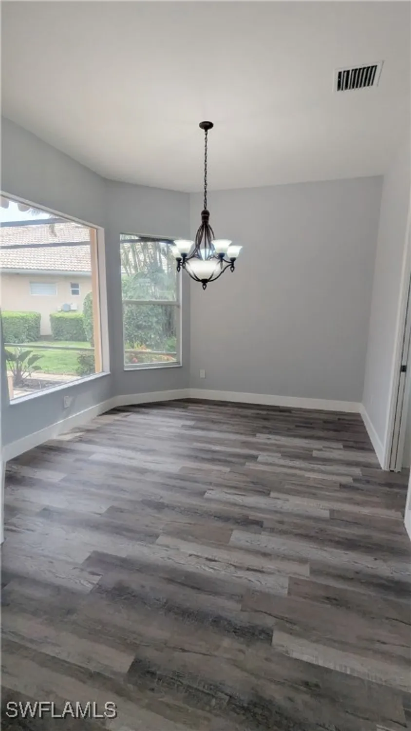 Property Slideshow image 16 of 50 | 6733 bent grass dr, Naples, FL, 34113