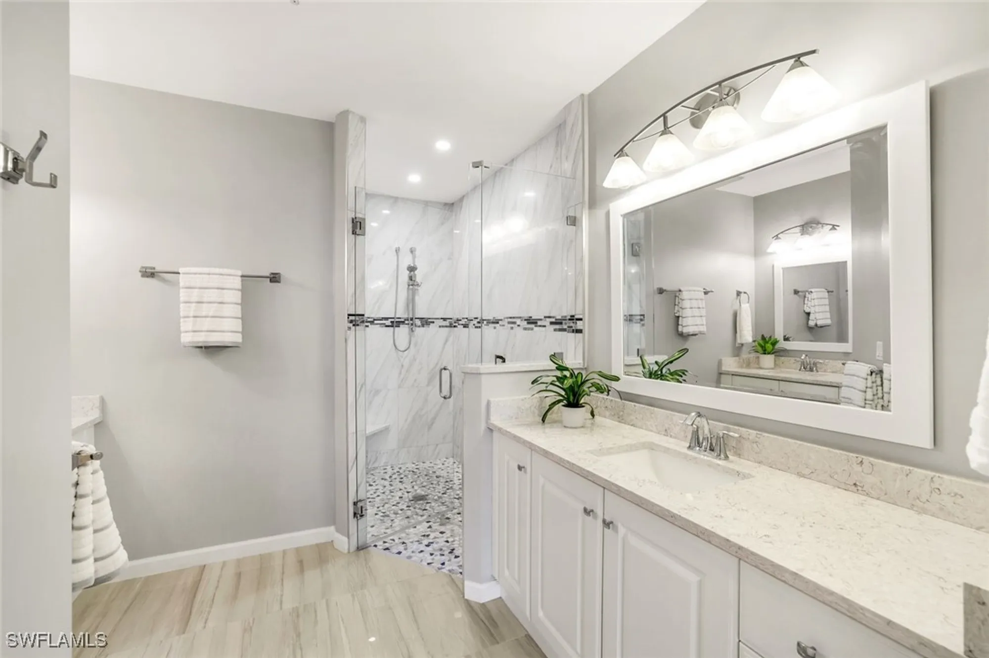 Property Slideshow image 21 of 49 | 3970 deer crossing ct 106, Naples, FL, 34114