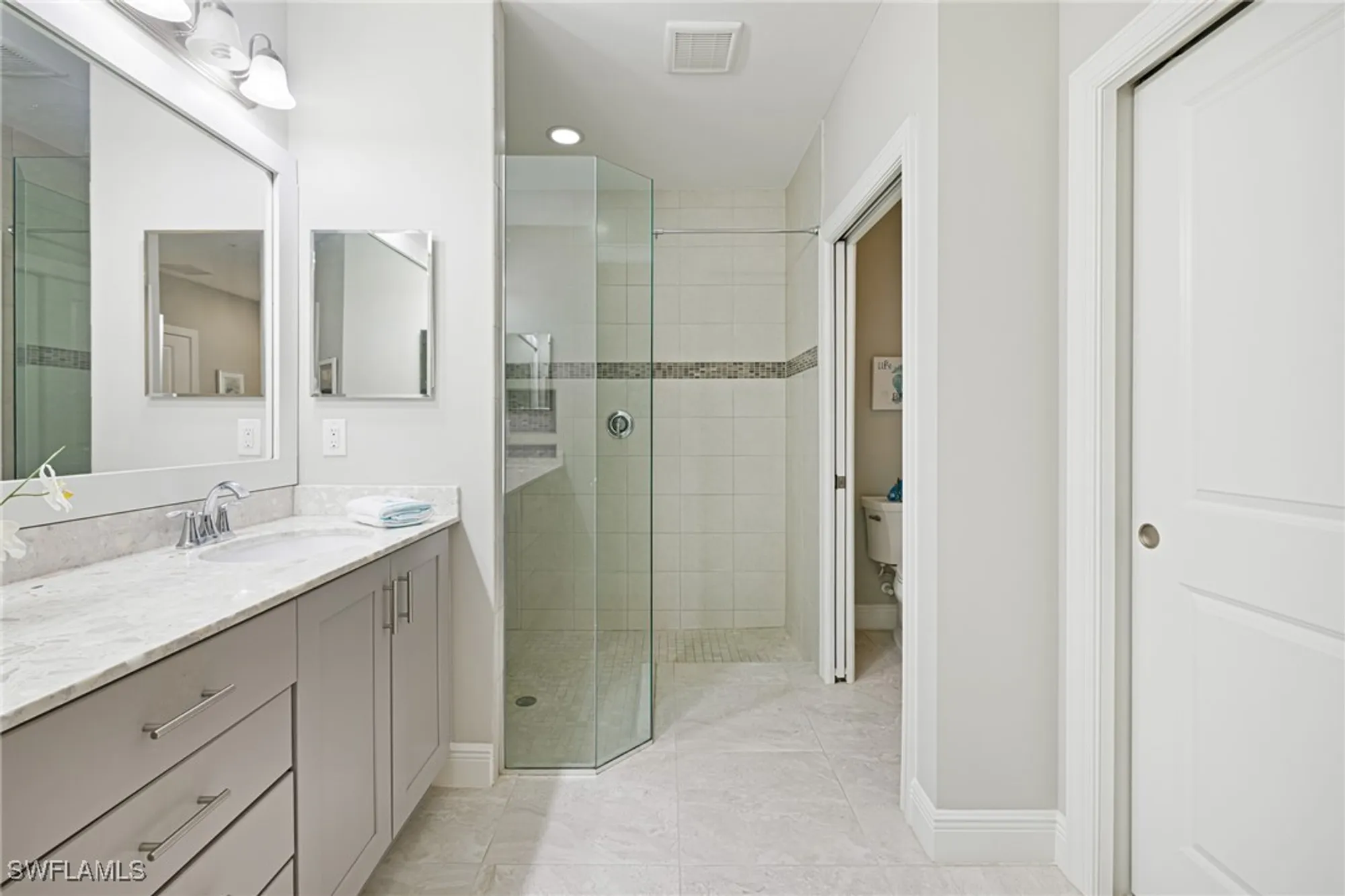 Property Slideshow image 16 of 33 | 10459 casella way 101, Fort Myers, FL, 33913