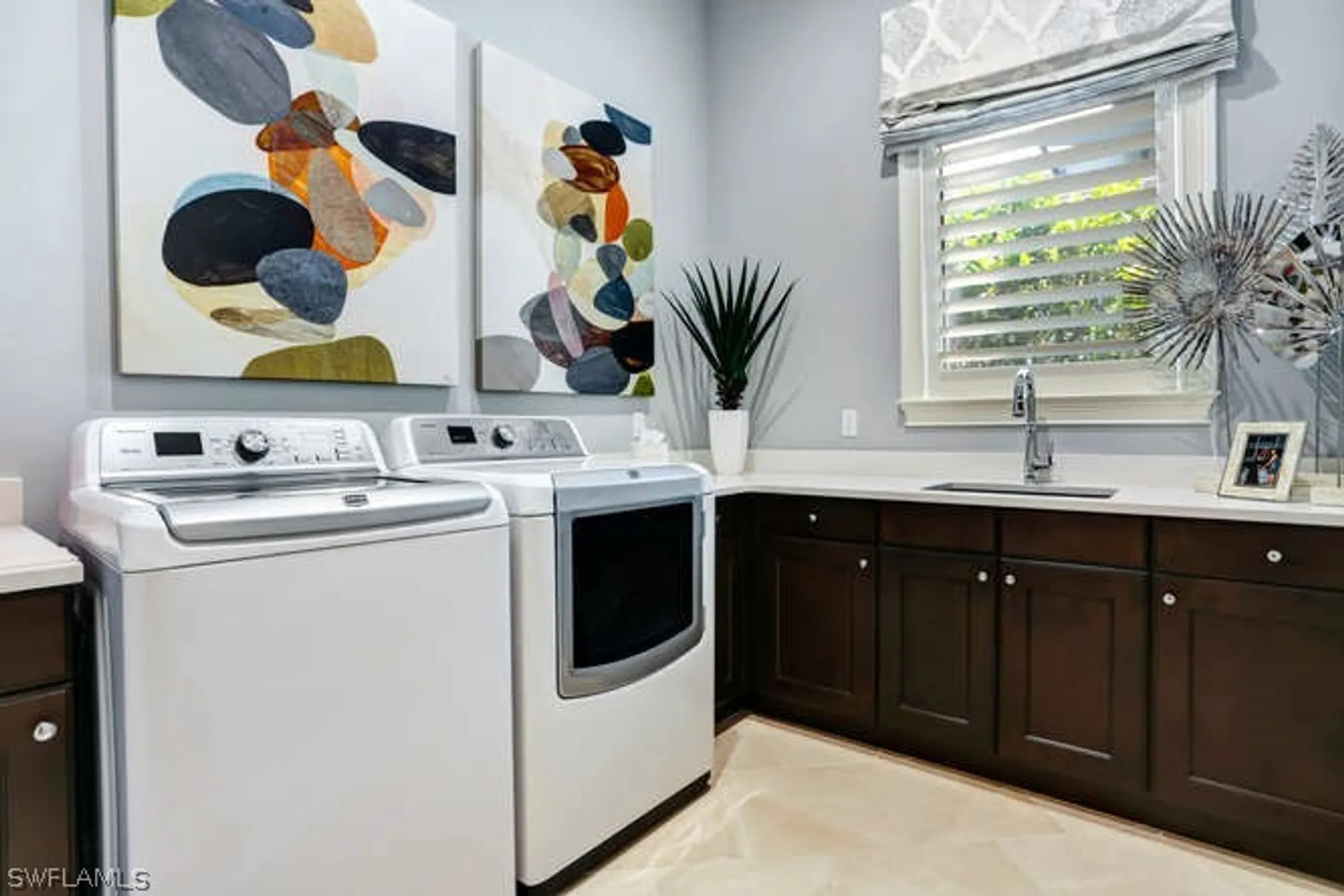 Property Slideshow image 14 of 20 | 595 regatta rd, Naples, FL, 34103