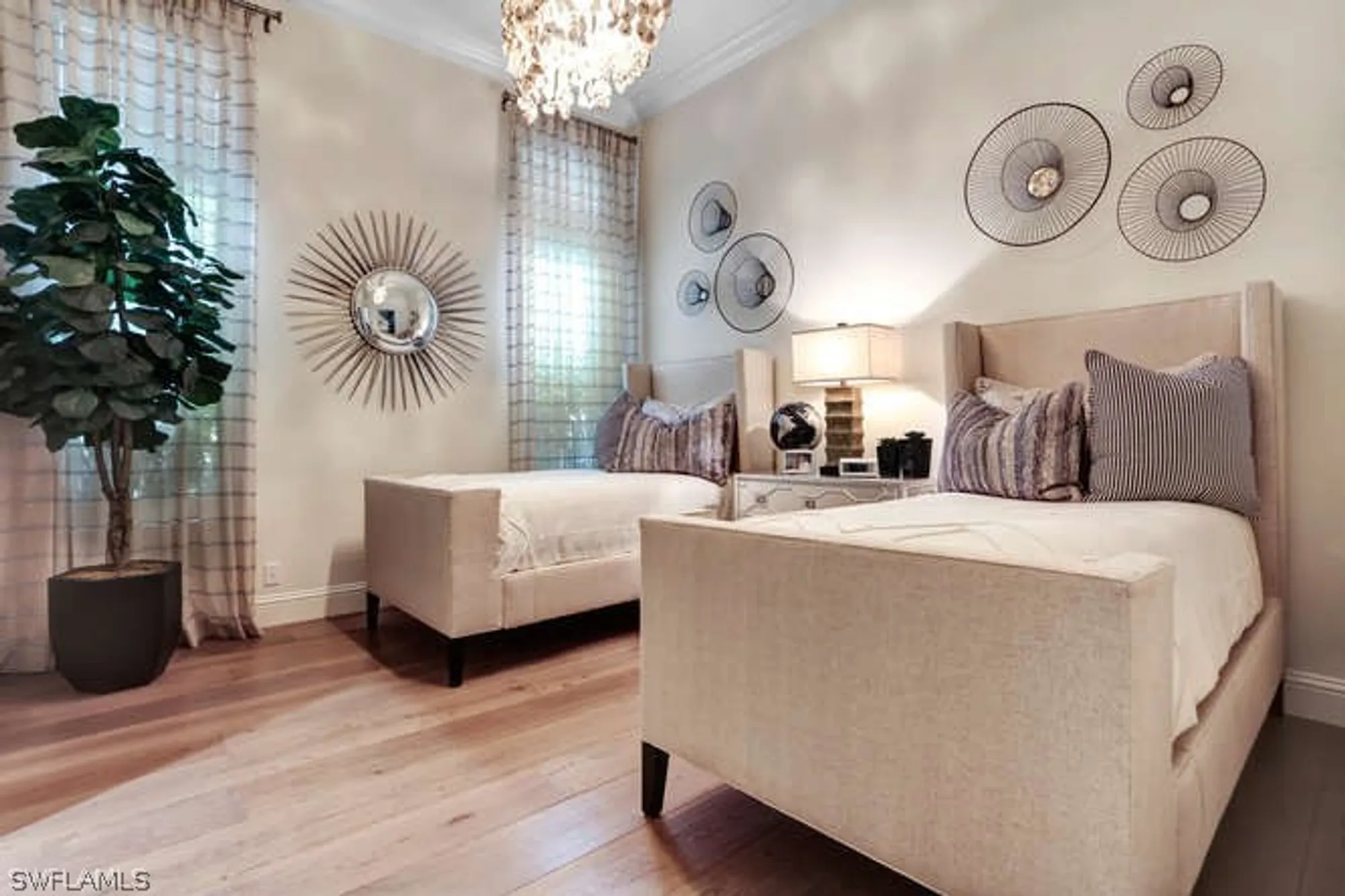 Property Slideshow image 17 of 20 | 595 regatta rd, Naples, FL, 34103