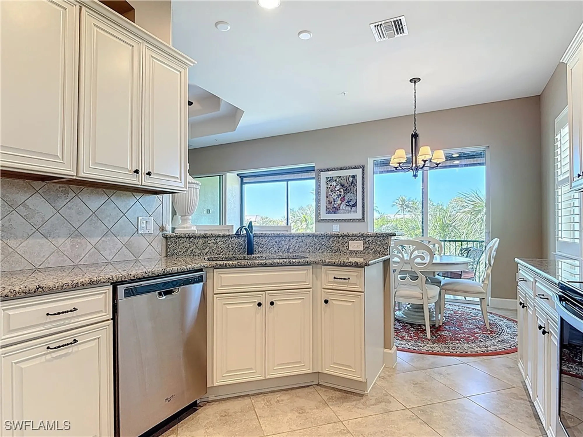 Property Slideshow image 15 of 46 | 10271 glastonbury cir 202, Fort Myers, FL, 33913
