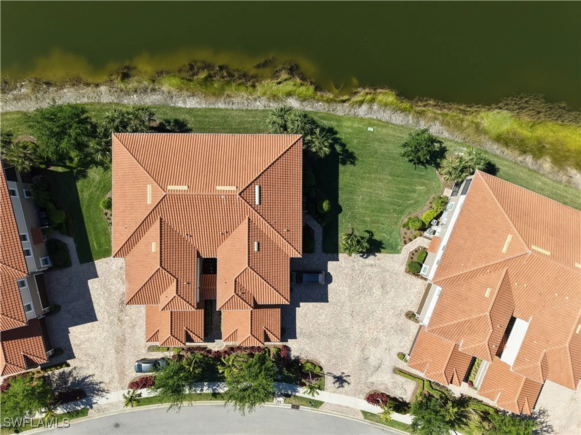 Property Slideshow image 34 of 46 | 10271 glastonbury cir 202, Fort Myers, FL, 33913