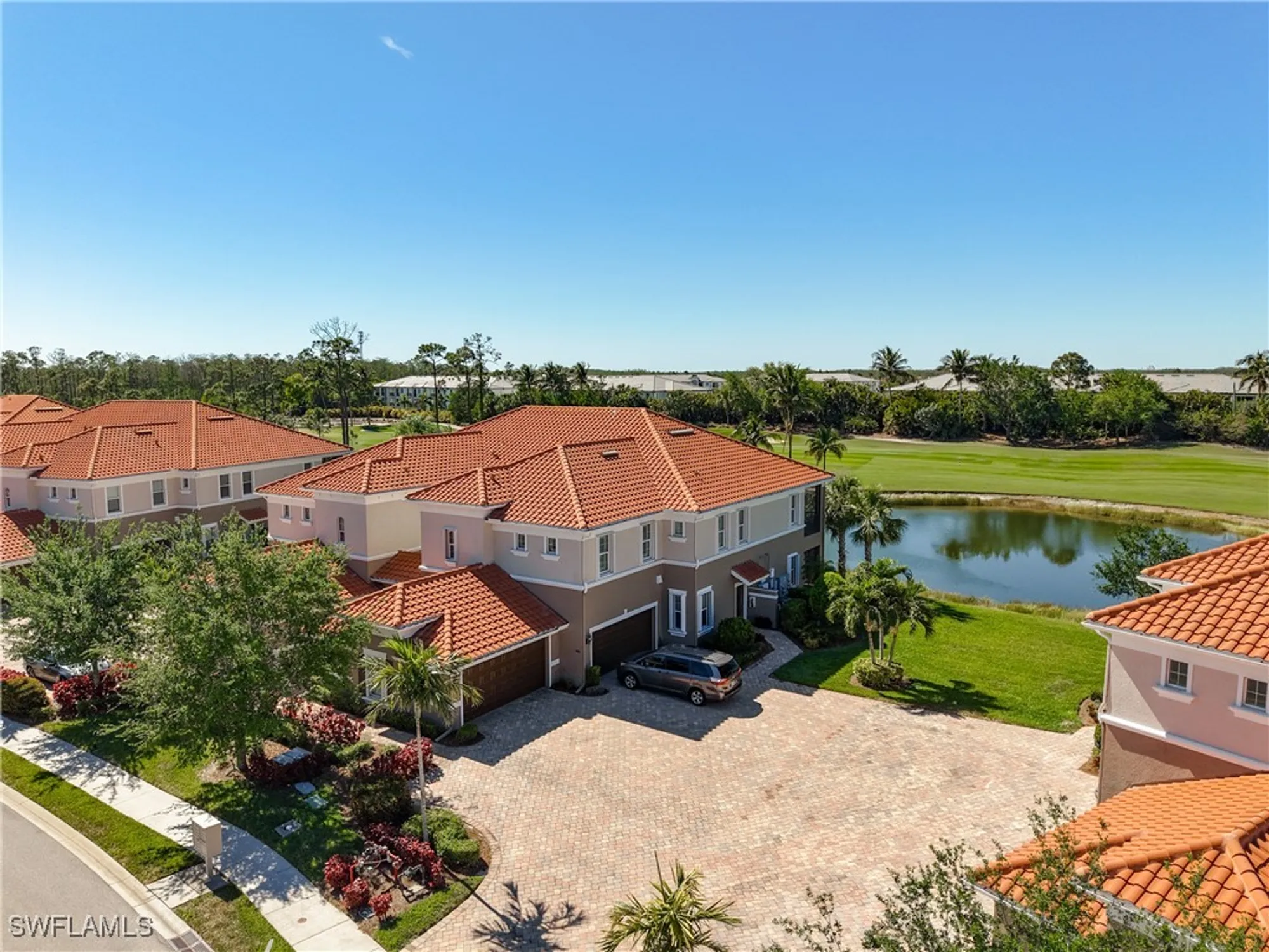 Property Slideshow image 3 of 46 | 10271 glastonbury cir 202, Fort Myers, FL, 33913