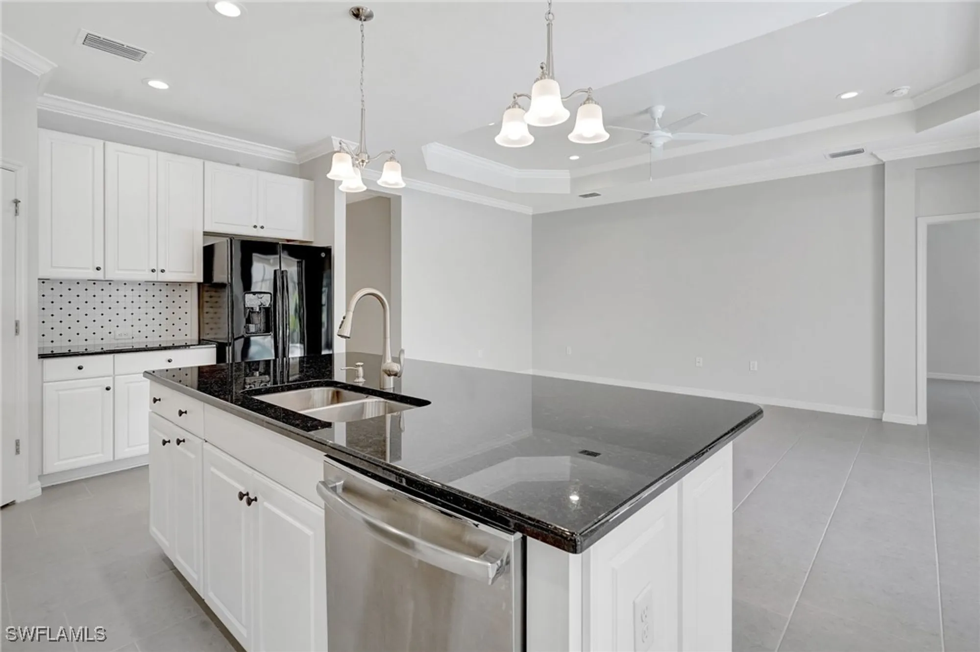 Property Slideshow image 10 of 49 | 2967 amblewind dr, Fort Myers, FL, 33905