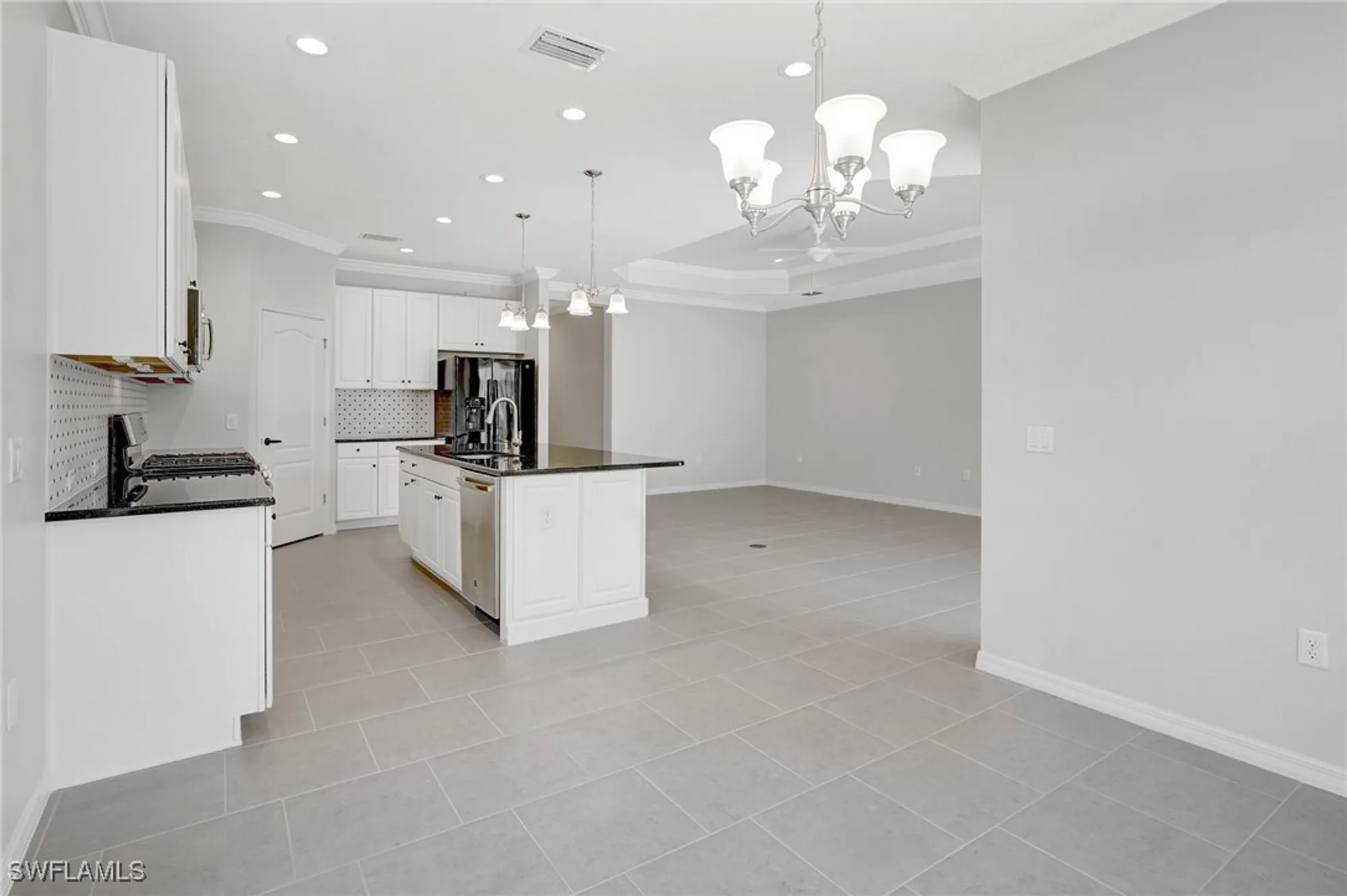 Property Slideshow image 11 of 49 | 2967 amblewind dr, Fort Myers, FL, 33905