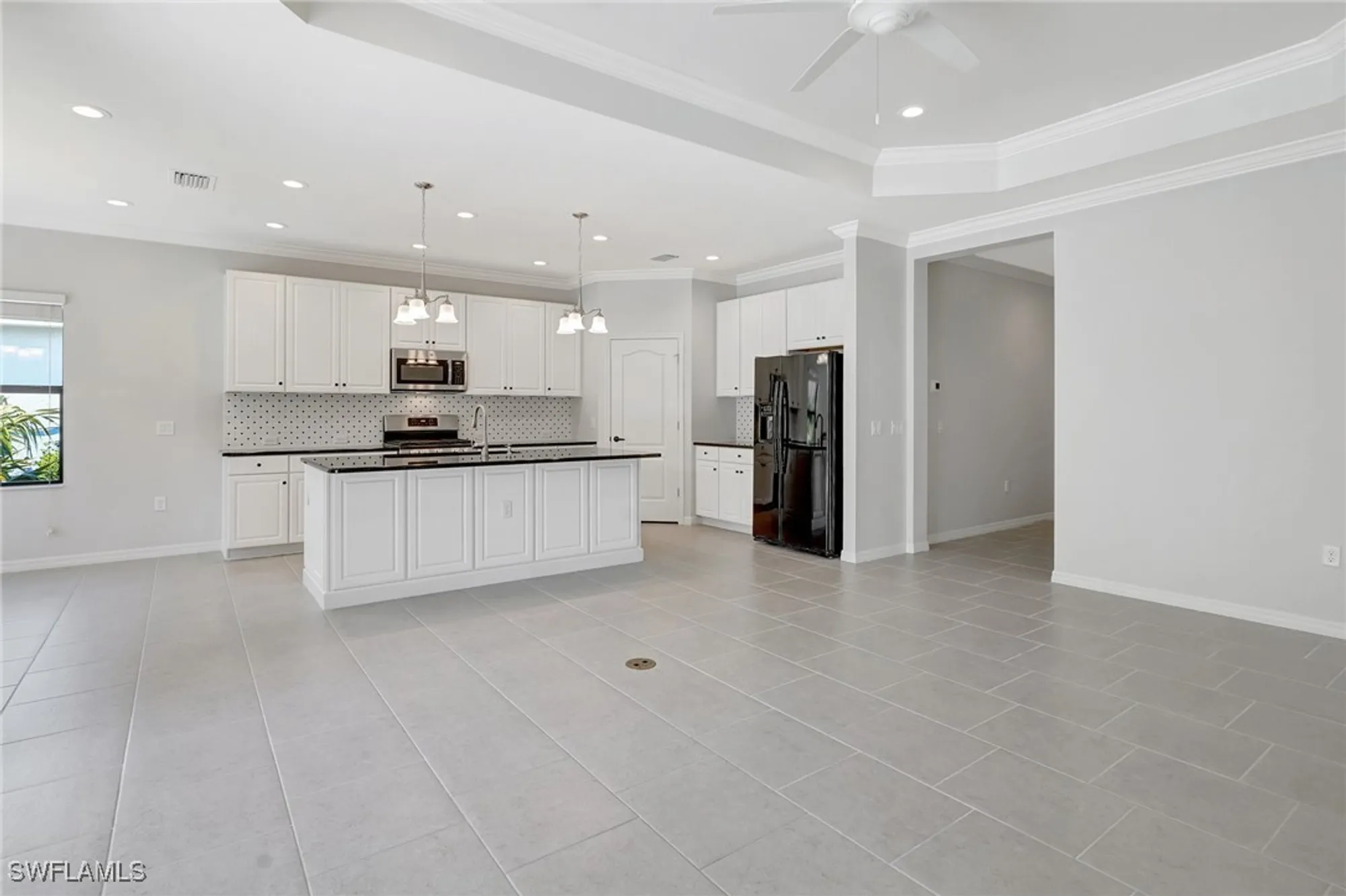 Property Slideshow image 27 of 49 | 2967 amblewind dr, Fort Myers, FL, 33905