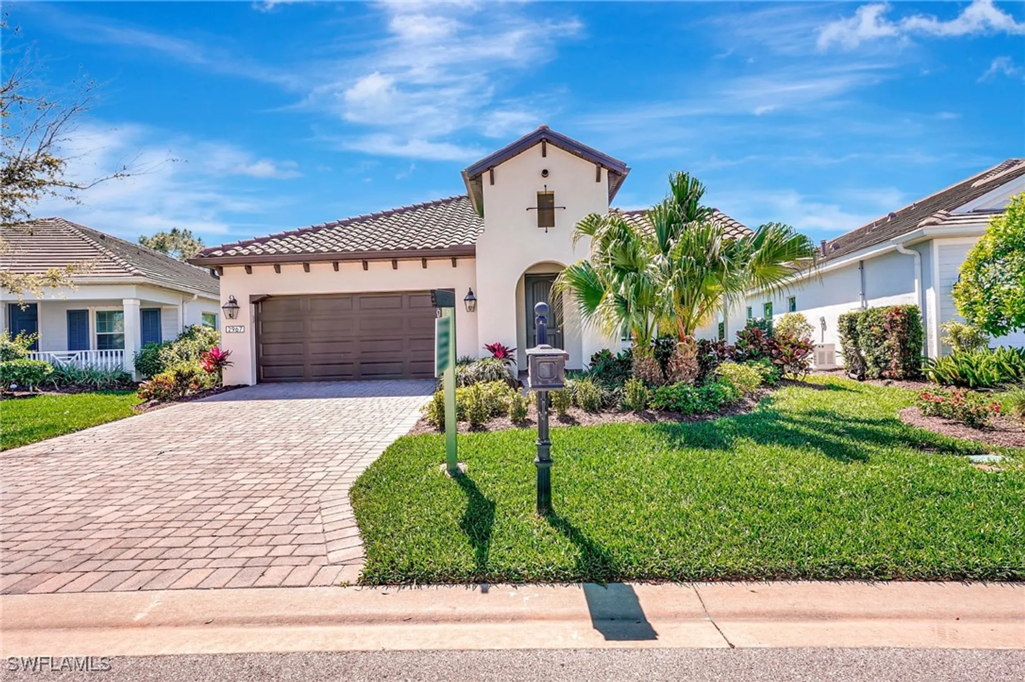 Property Slideshow image 2 of 49 | 2967 amblewind dr, Fort Myers, FL, 33905