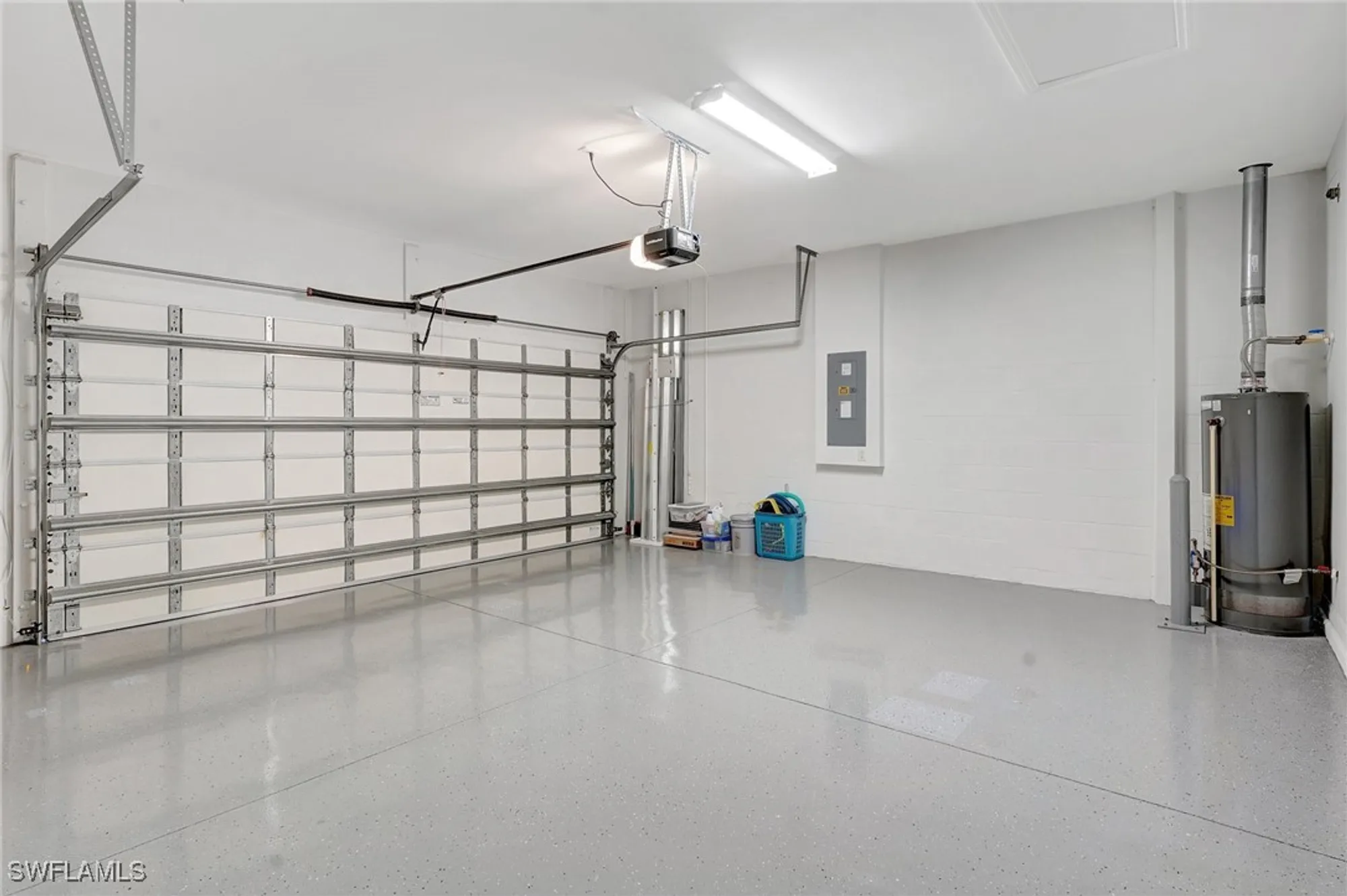 Property Slideshow image 35 of 49 | 2967 amblewind dr, Fort Myers, FL, 33905