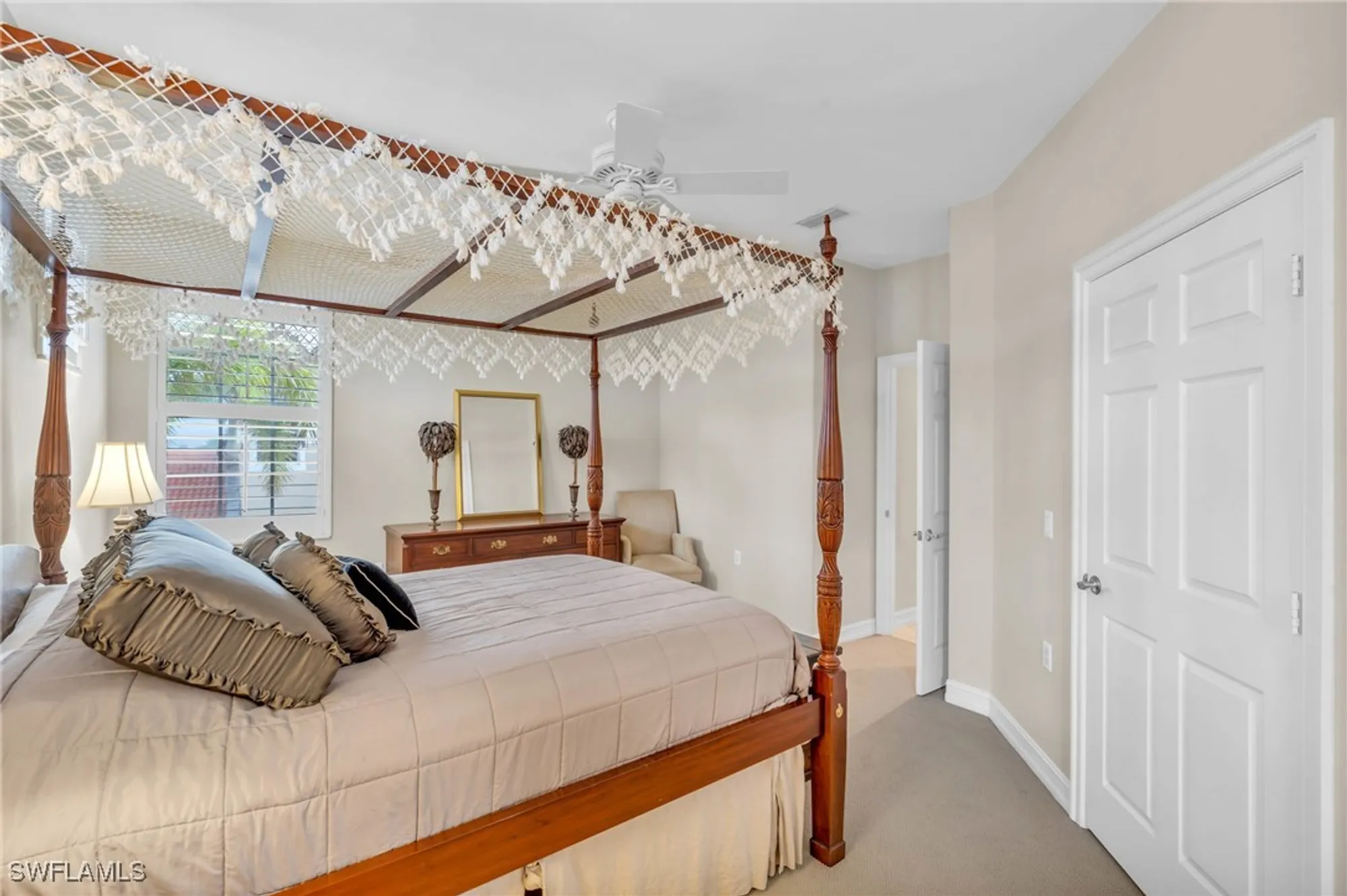 Property Slideshow image 29 of 40 | 11037 harbour yacht ct unit 201, Fort Myers, FL, 33908