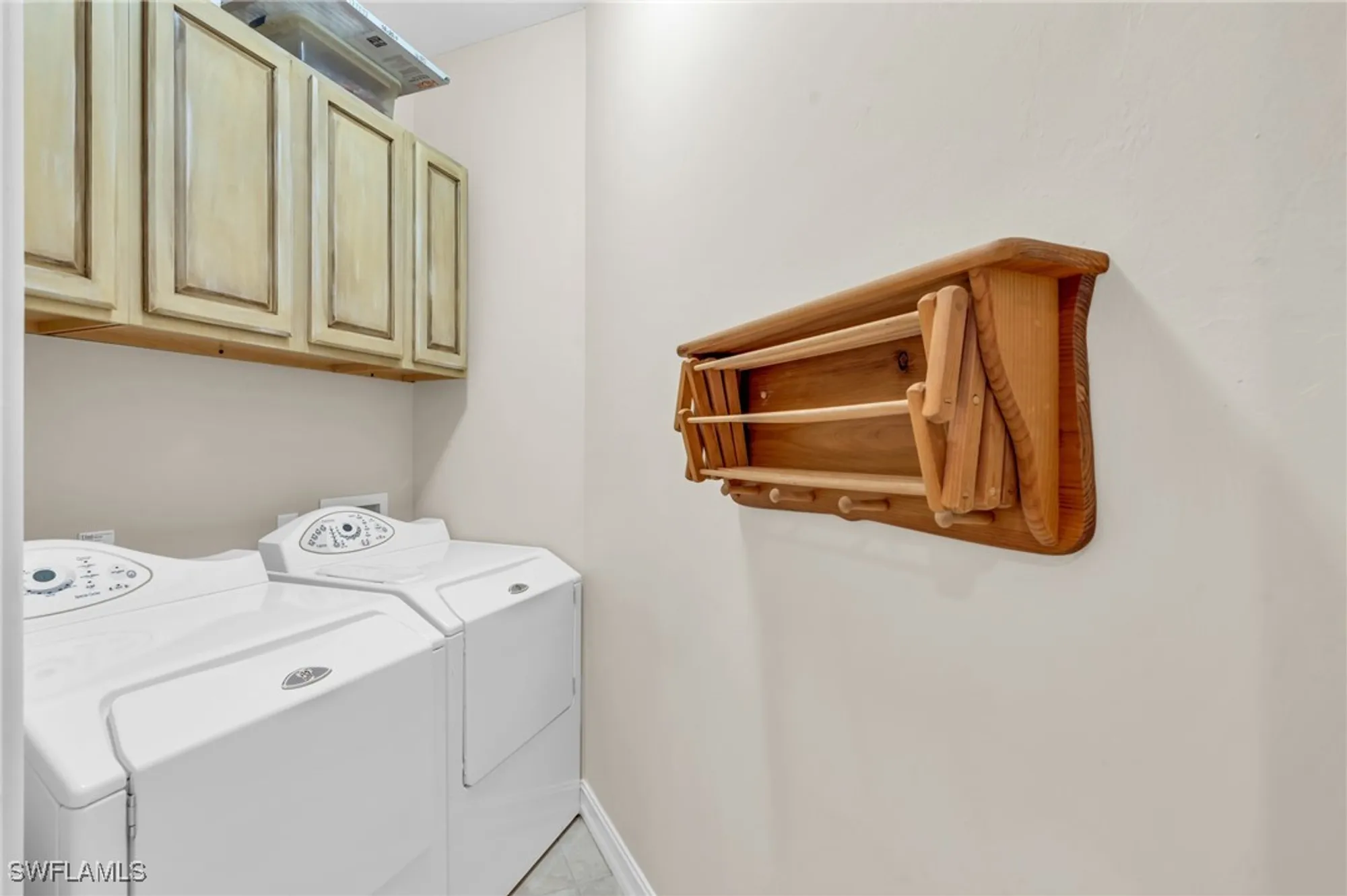 Property Slideshow image 32 of 40 | 11037 harbour yacht ct unit 201, Fort Myers, FL, 33908