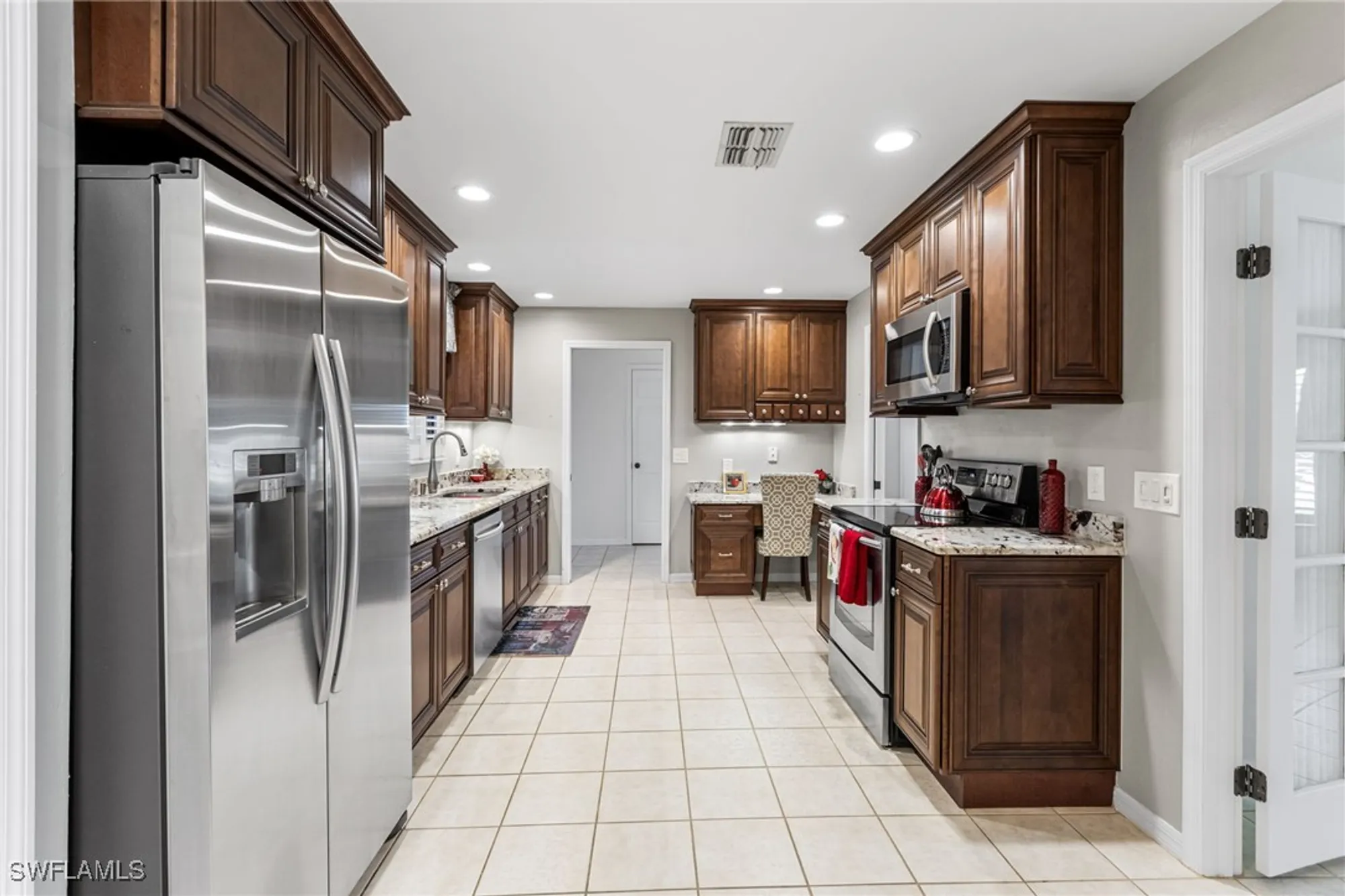 Property Slideshow image 14 of 46 | 12840 dornoch ct, Fort Myers, FL, 33912
