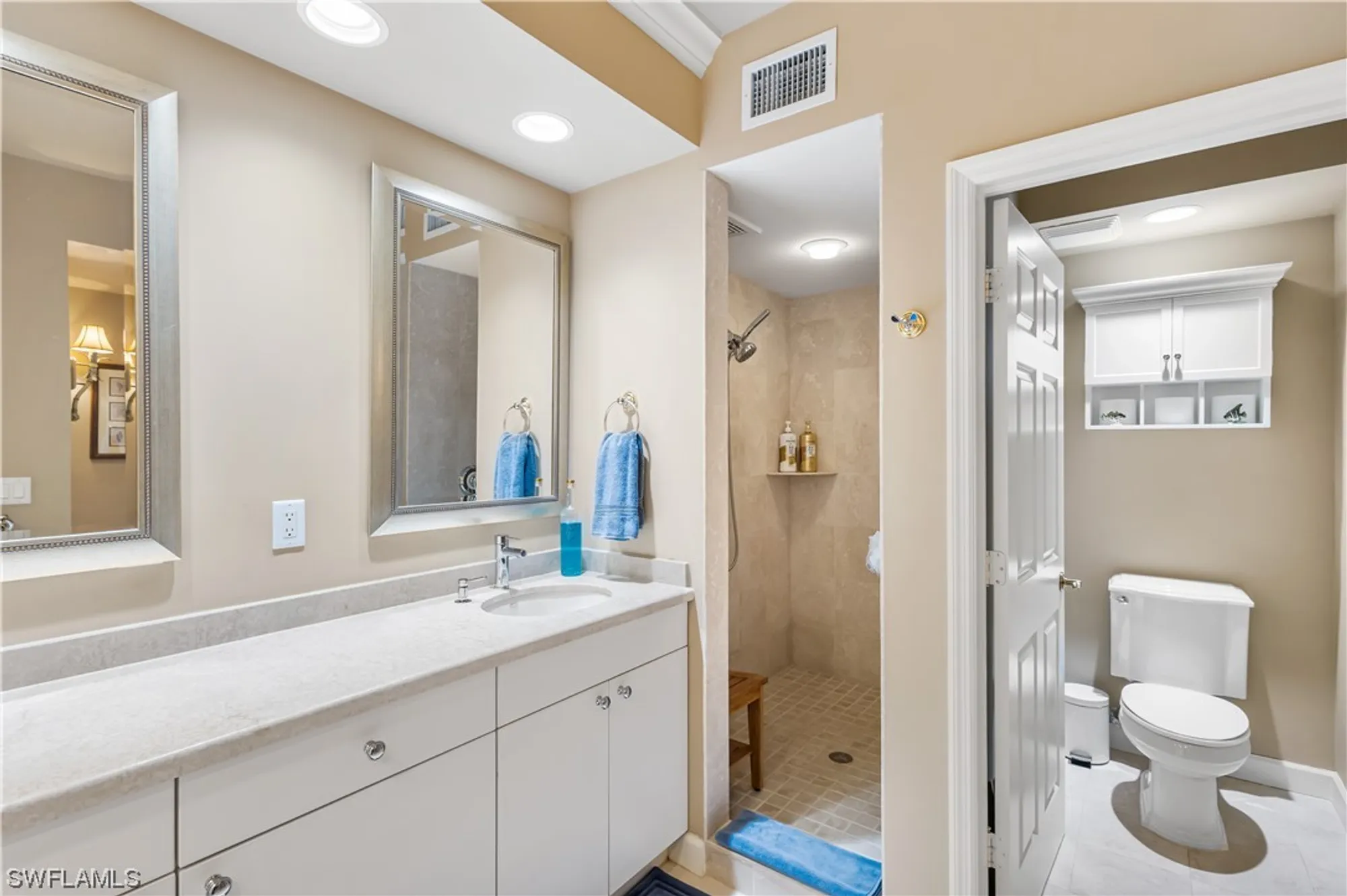 Property Slideshow image 21 of 48 | 14250 royal harbour ct unit 1216, Fort Myers, FL, 33908