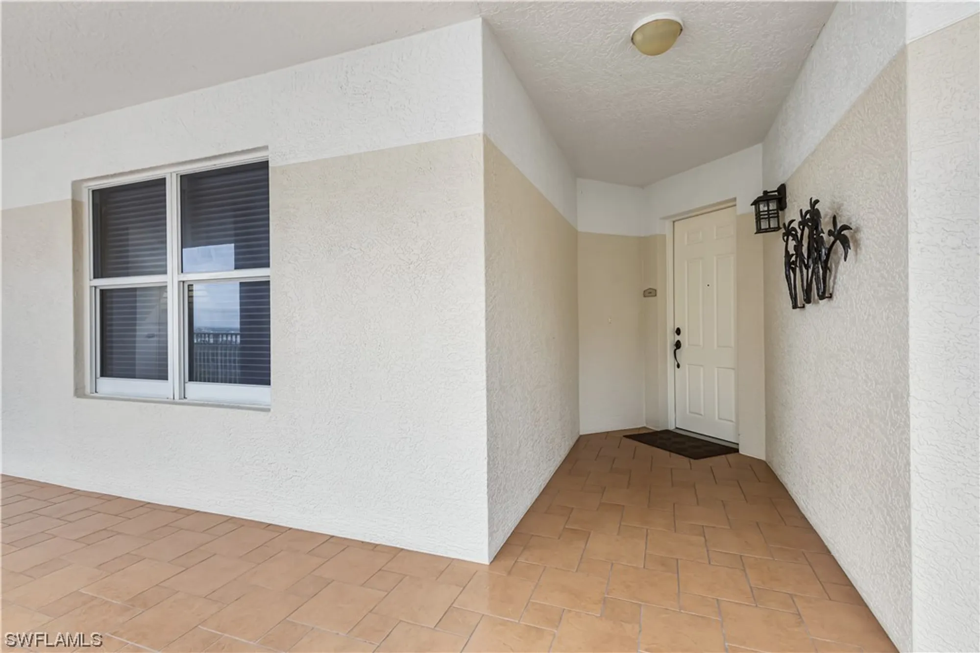 Property Slideshow image 32 of 48 | 14250 royal harbour ct unit 1216, Fort Myers, FL, 33908