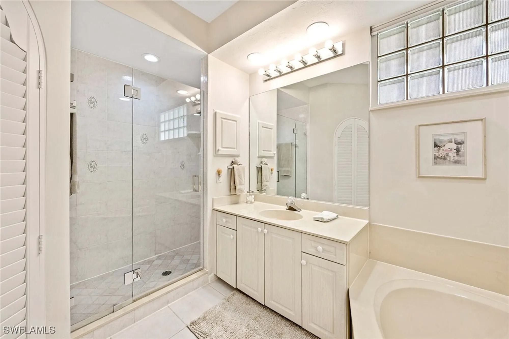 Property Slideshow image 25 of 49 | 6500 valen way # a402, Naples, FL, 34108