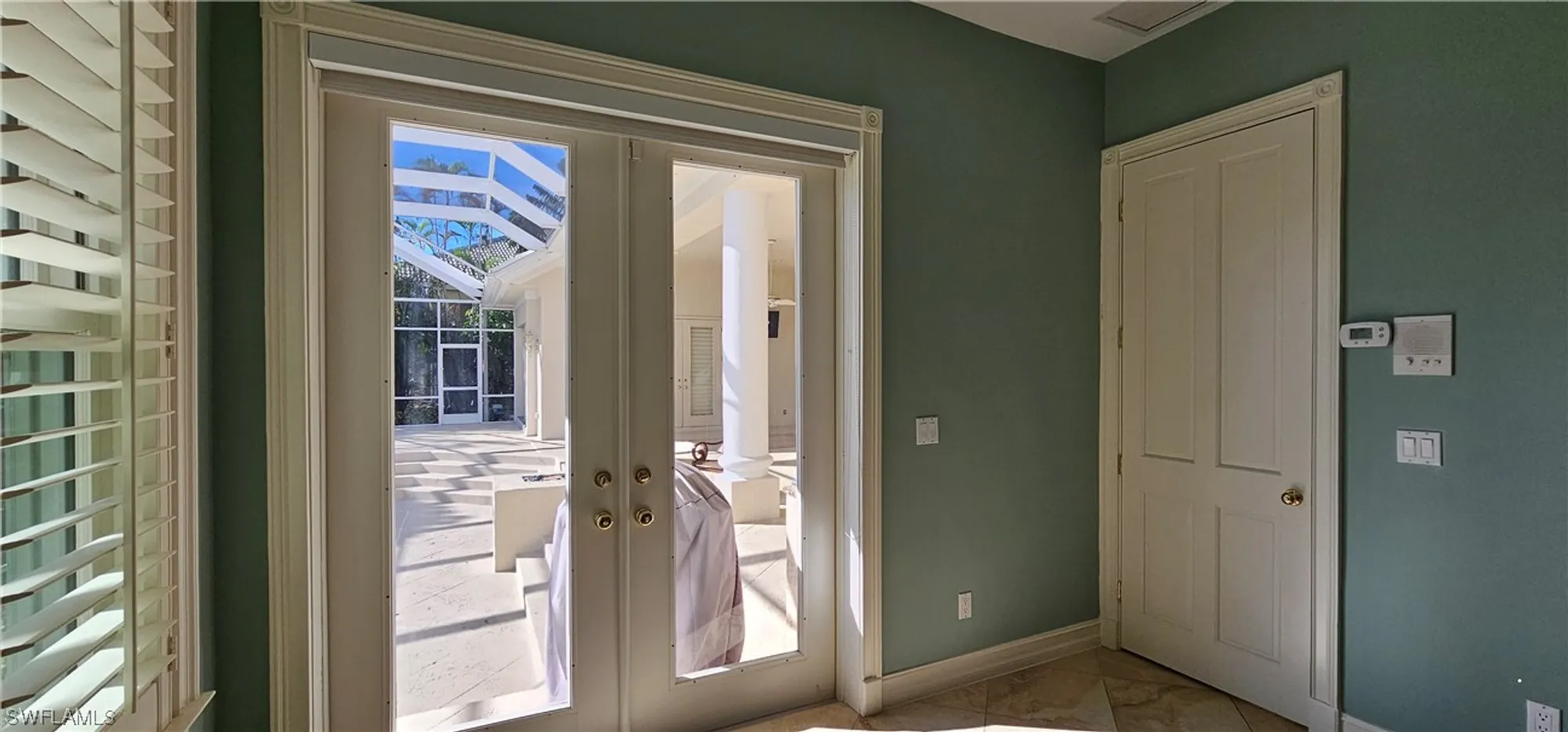 Property Slideshow image 19 of 25 | 300 mooring line dr, Naples, FL, 34102
