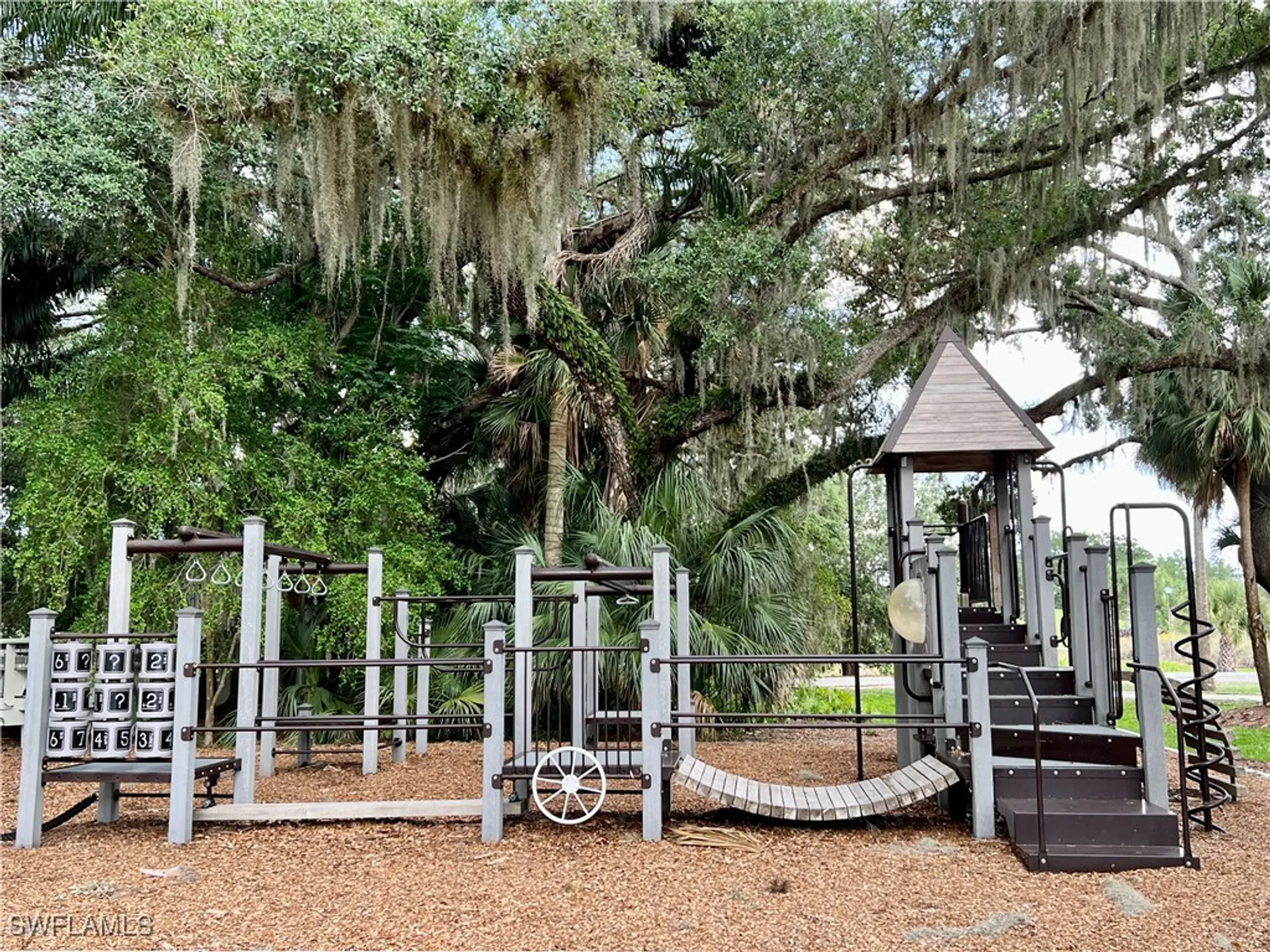 Property Slideshow image 47 of 50 | 3020 meandering way apt 201, Fort Myers, FL, 33905