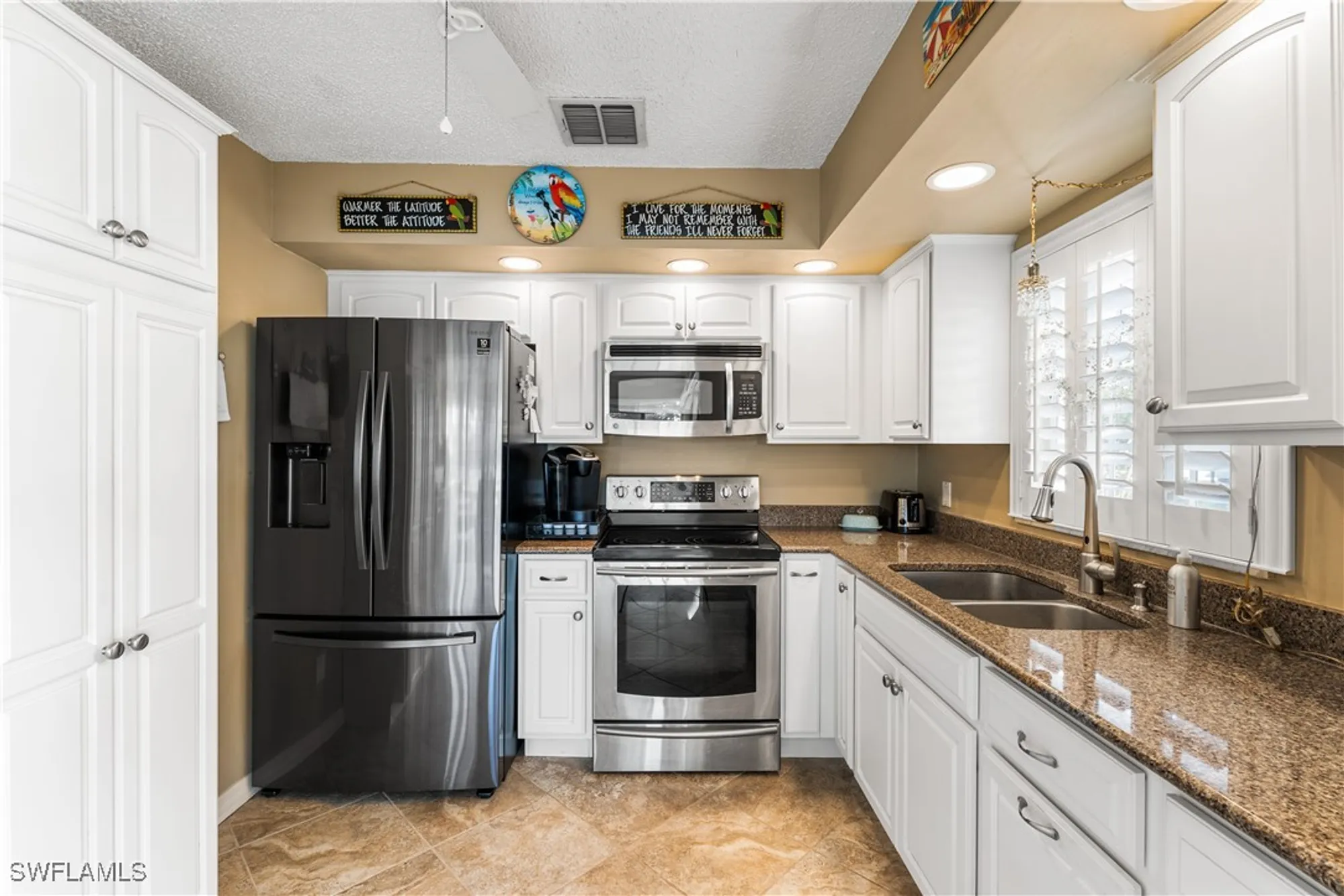 Property Slideshow image 12 of 49 | 14983 rivers edge ct 129, Fort Myers, FL, 33908