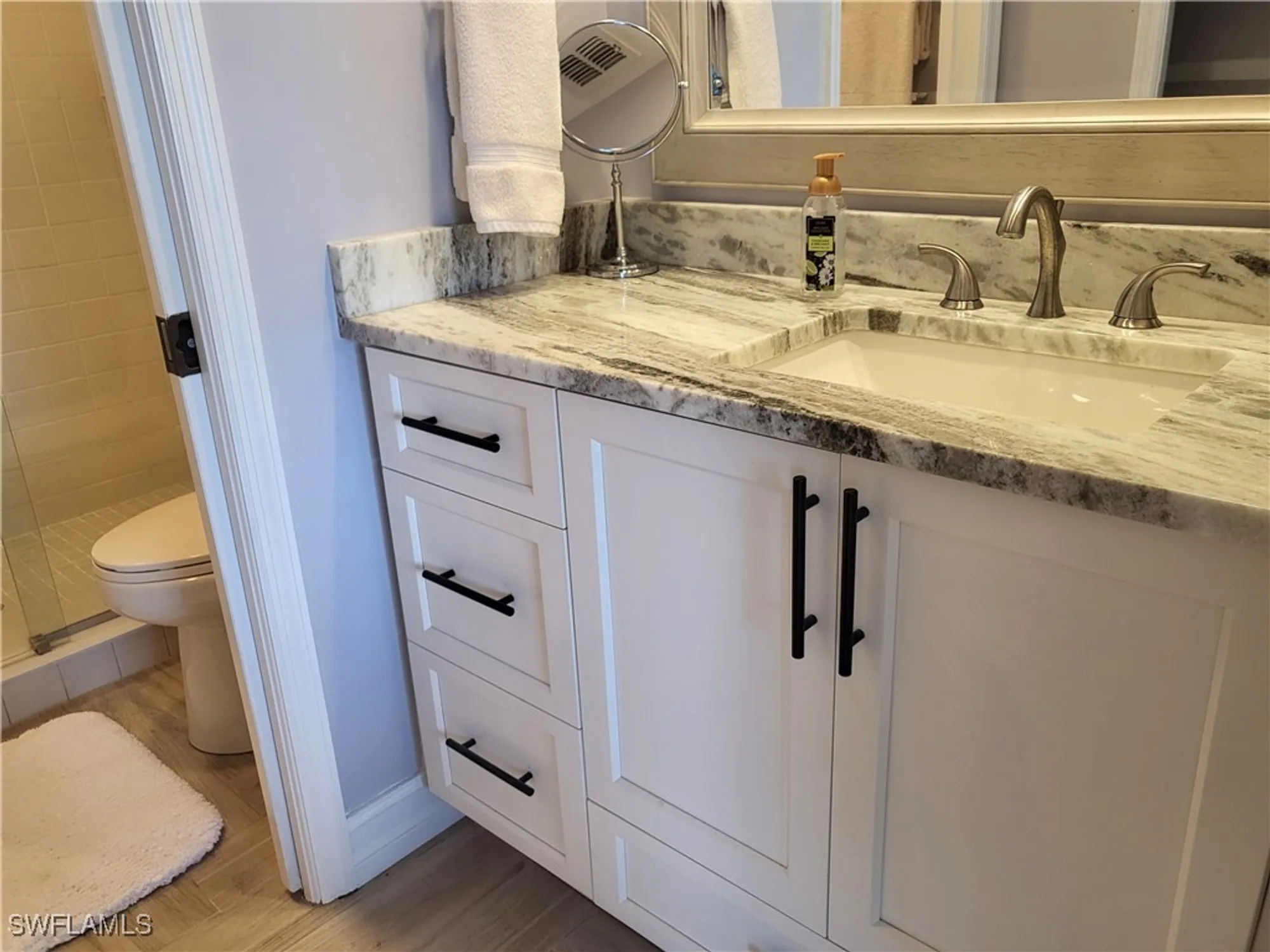 Property Slideshow image 14 of 24 | 11460 caravel cir 5016, Fort Myers, FL, 33908