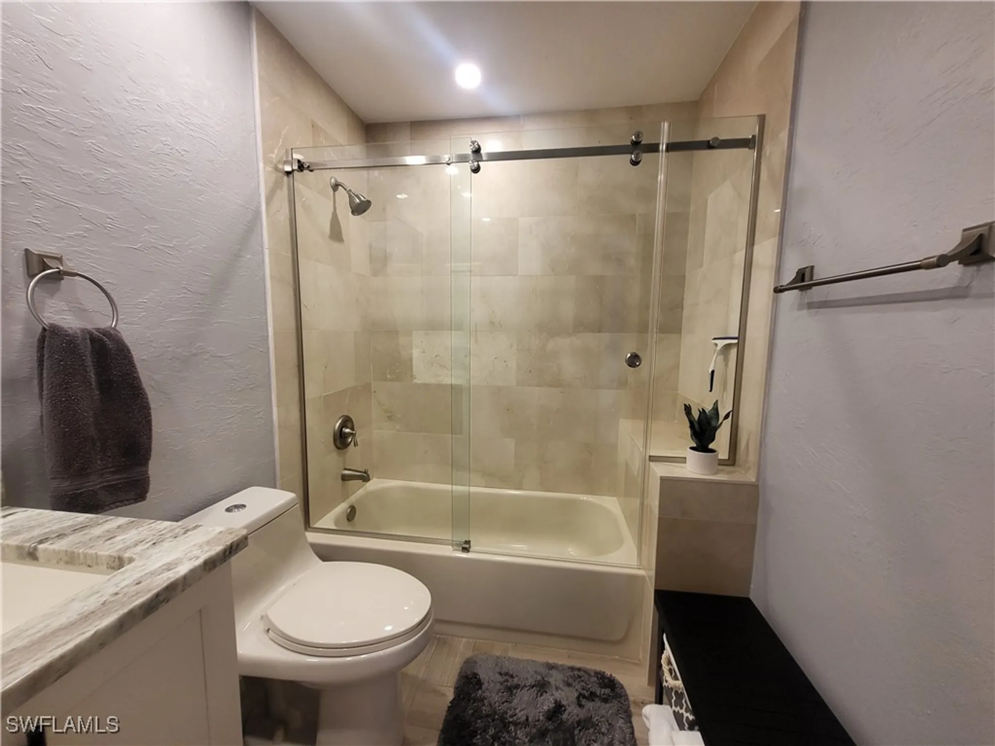 Property Slideshow image 18 of 24 | 11460 caravel cir 5016, Fort Myers, FL, 33908