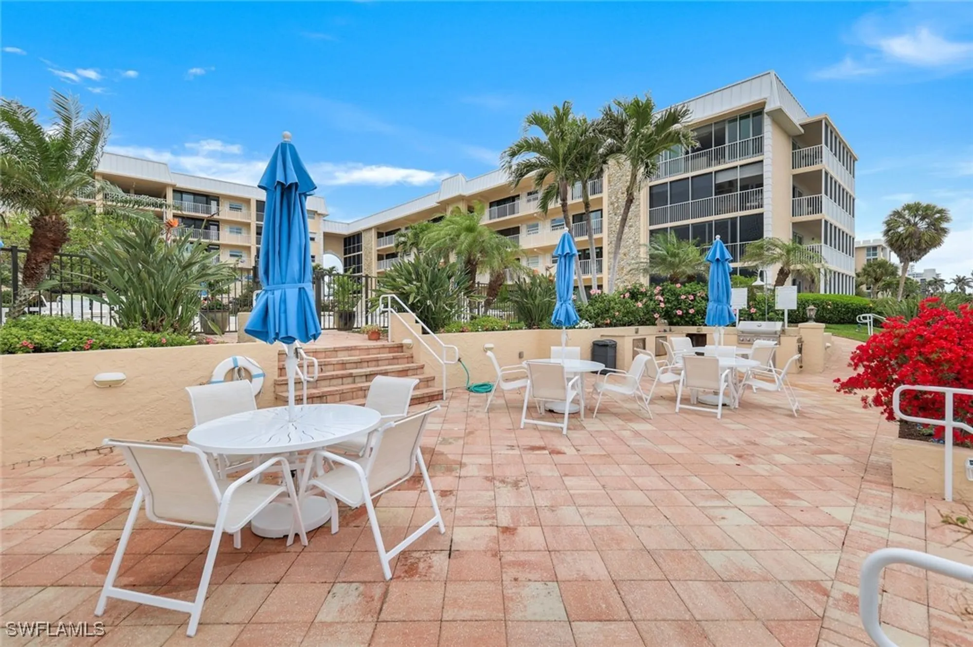 Property Slideshow image 26 of 32 | 3450 gulf shore blvd 306, Naples, FL, 34103