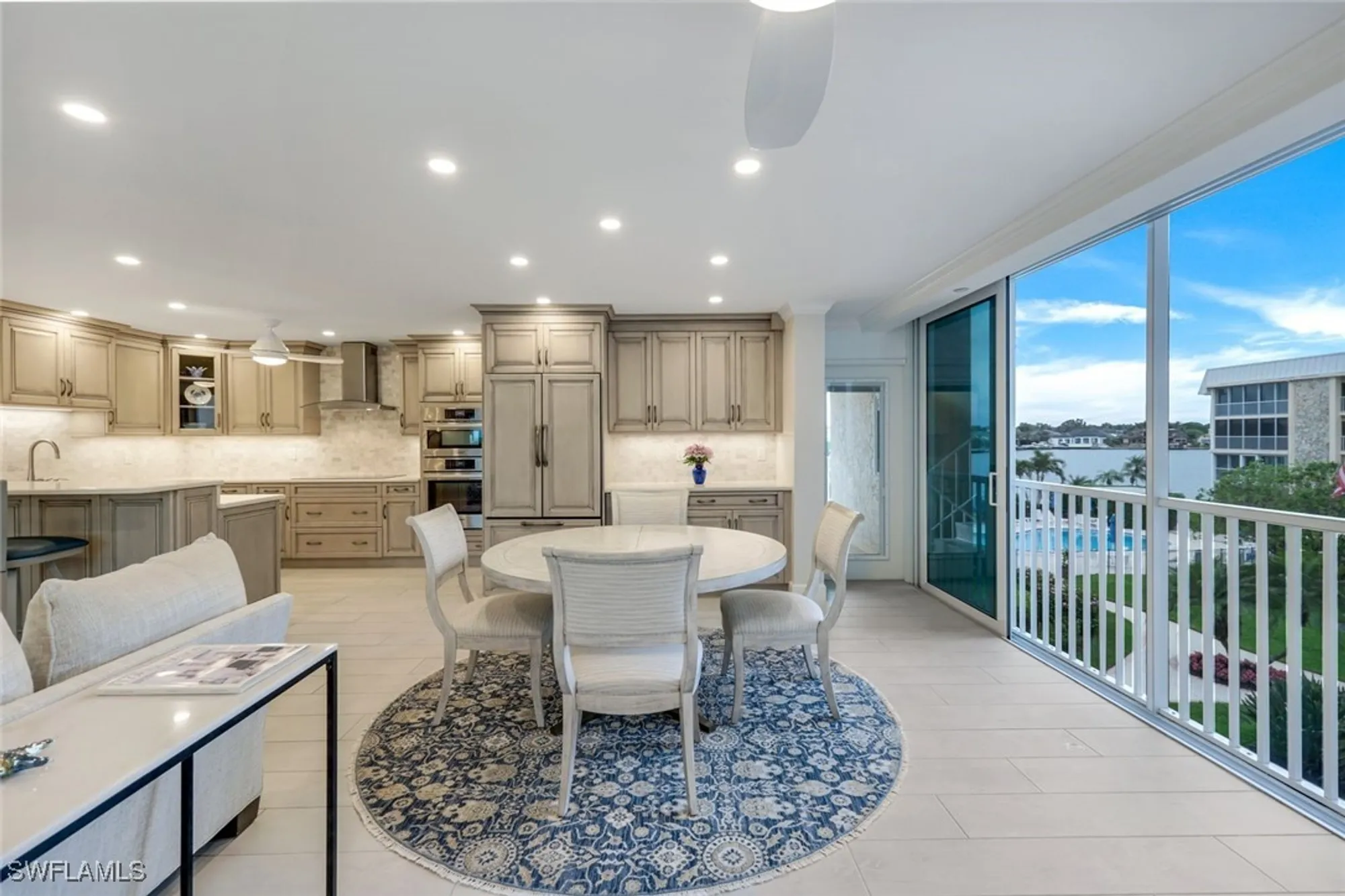Property Slideshow image 5 of 32 | 3450 gulf shore blvd 306, Naples, FL, 34103