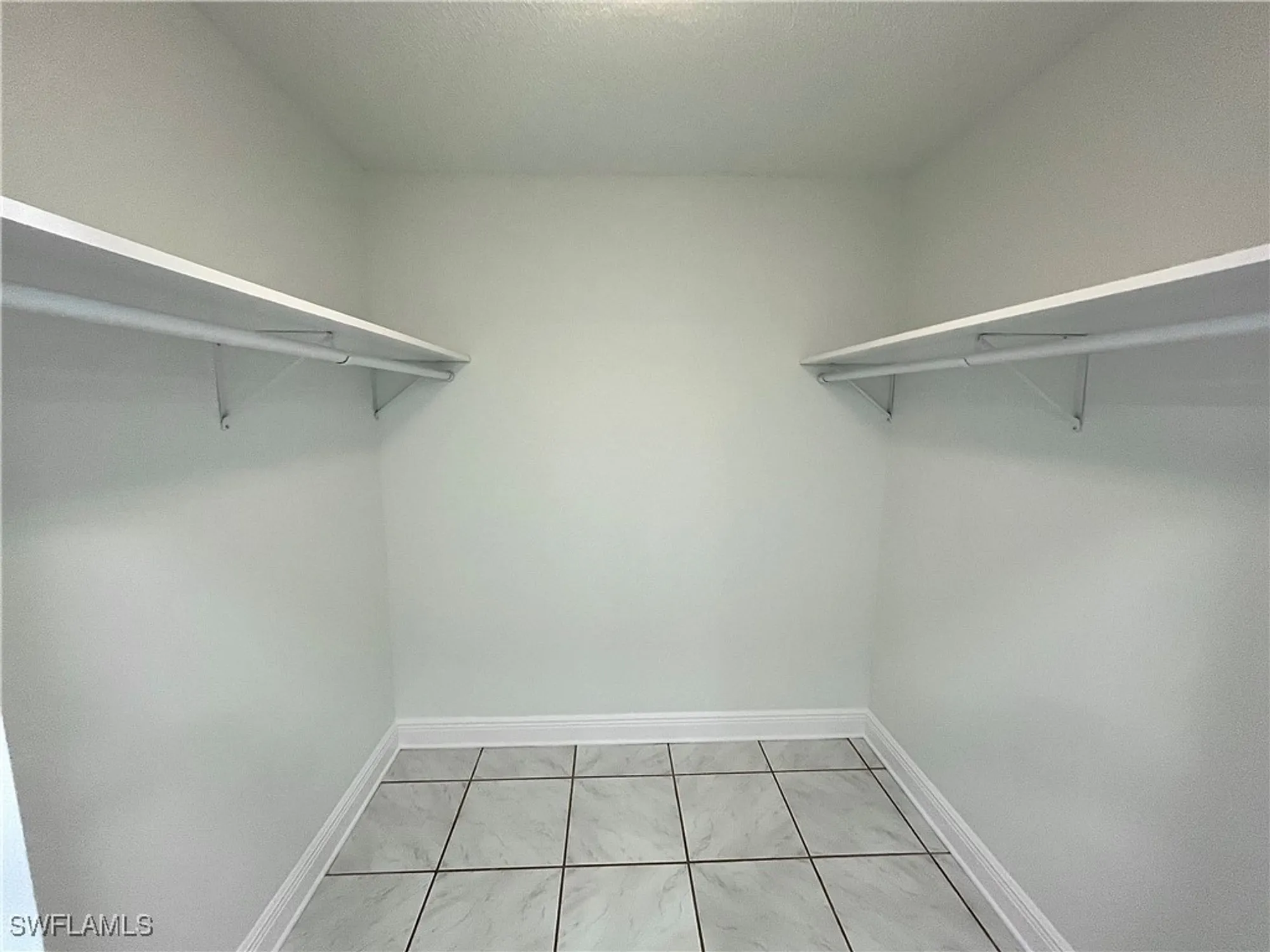 Property Slideshow image 15 of 31 | 1206 medinah dr, Fort Myers, FL, 33919