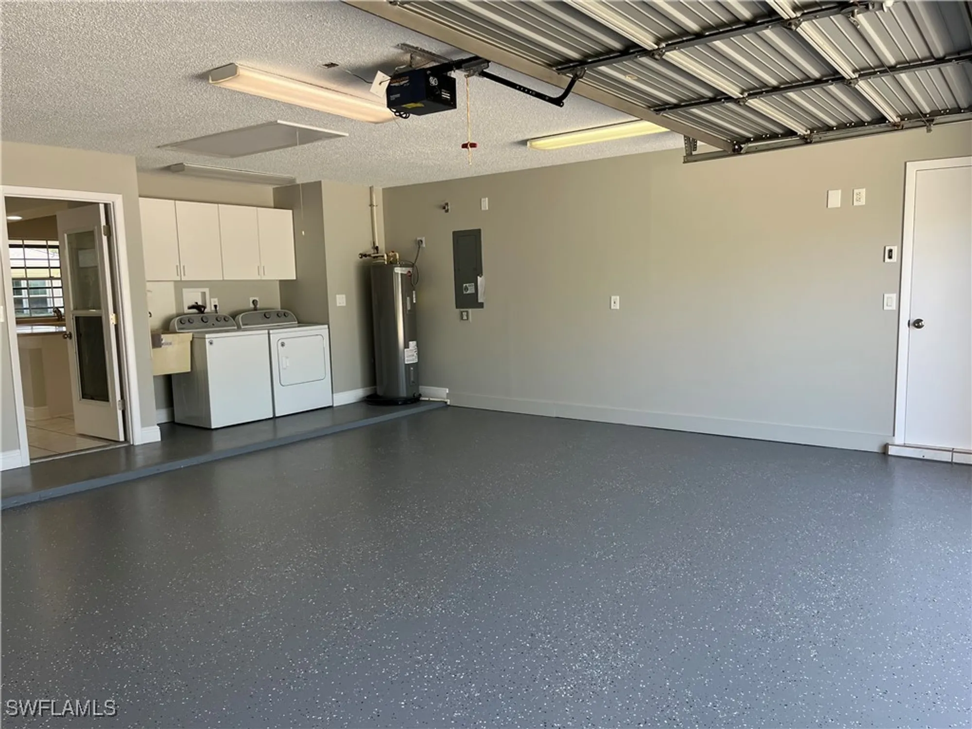 Property Slideshow image 20 of 31 | 1206 medinah dr, Fort Myers, FL, 33919