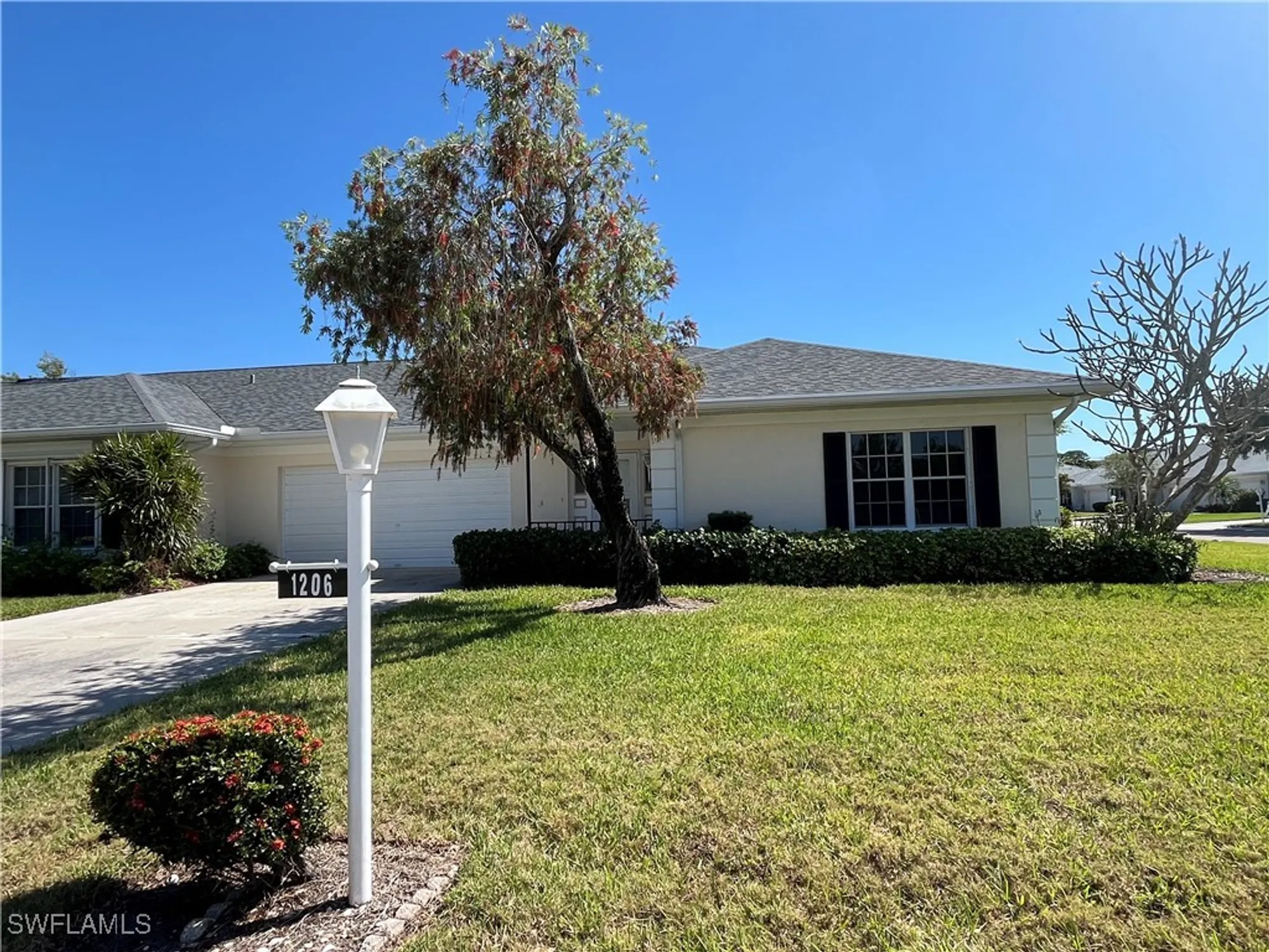 Property Slideshow image 23 of 31 | 1206 medinah dr, Fort Myers, FL, 33919