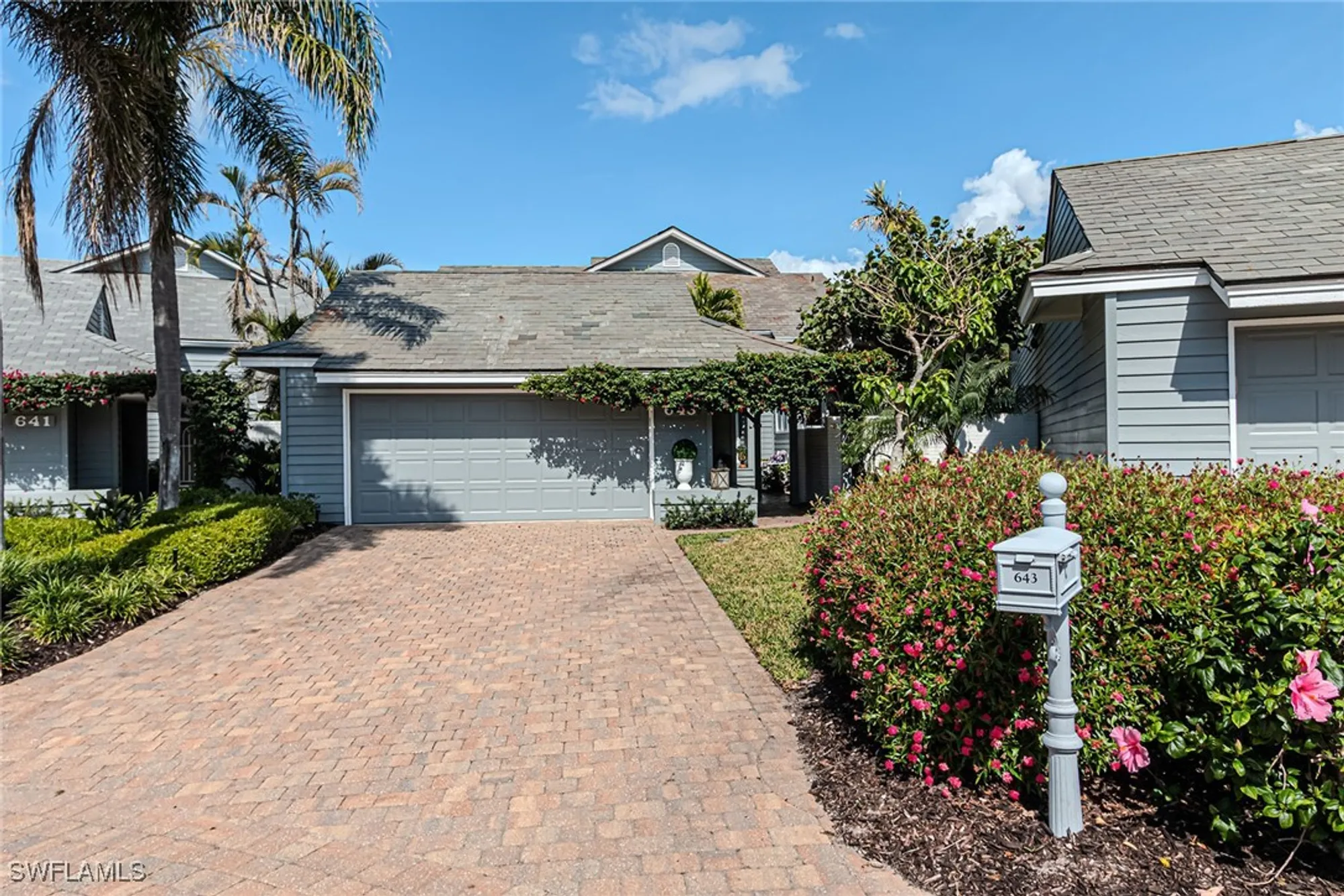 Property Slideshow image 2 of 43 | 643 bridgeway ln, Naples, FL, 34108