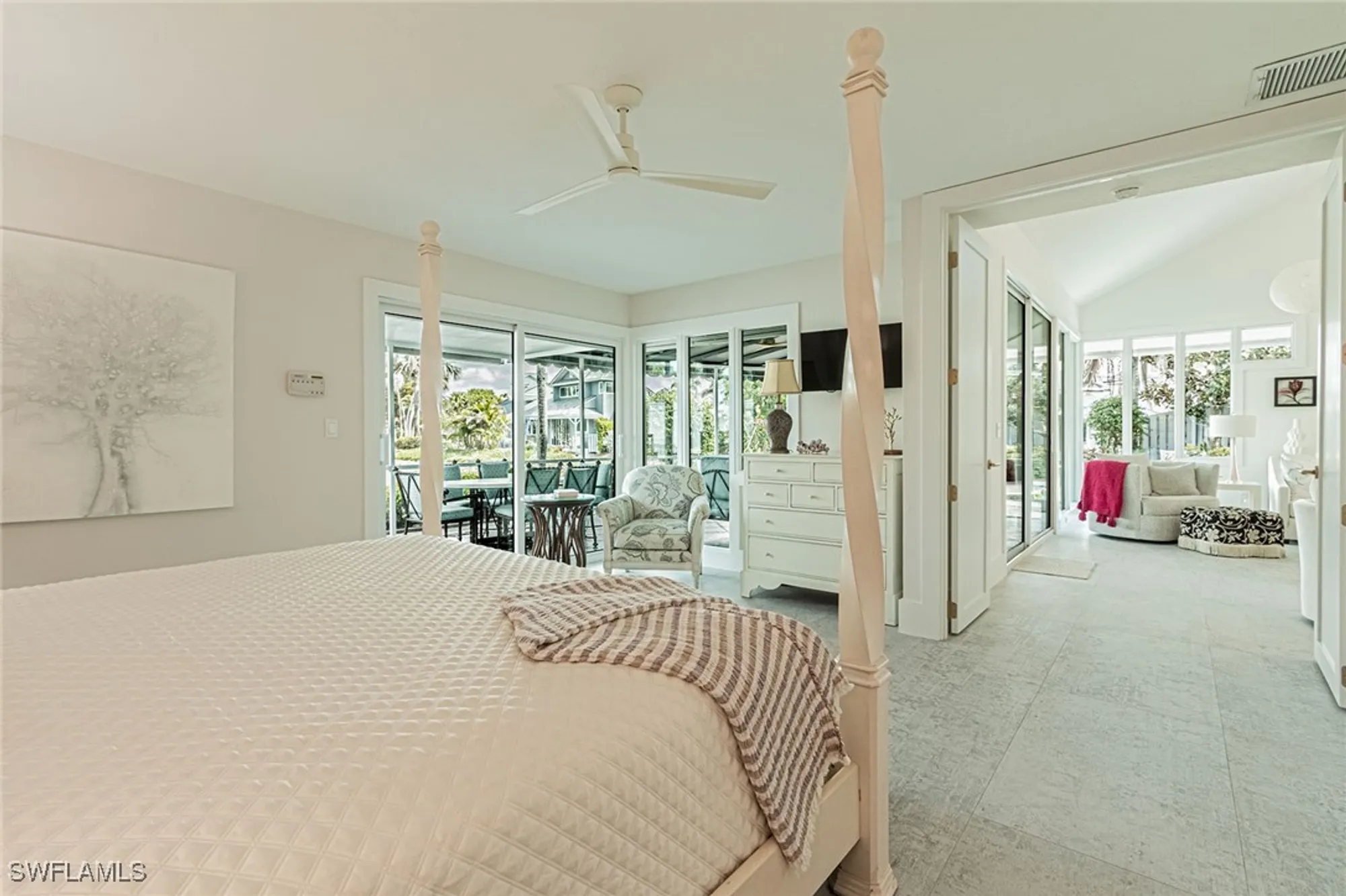 Property Slideshow image 22 of 43 | 643 bridgeway ln, Naples, FL, 34108