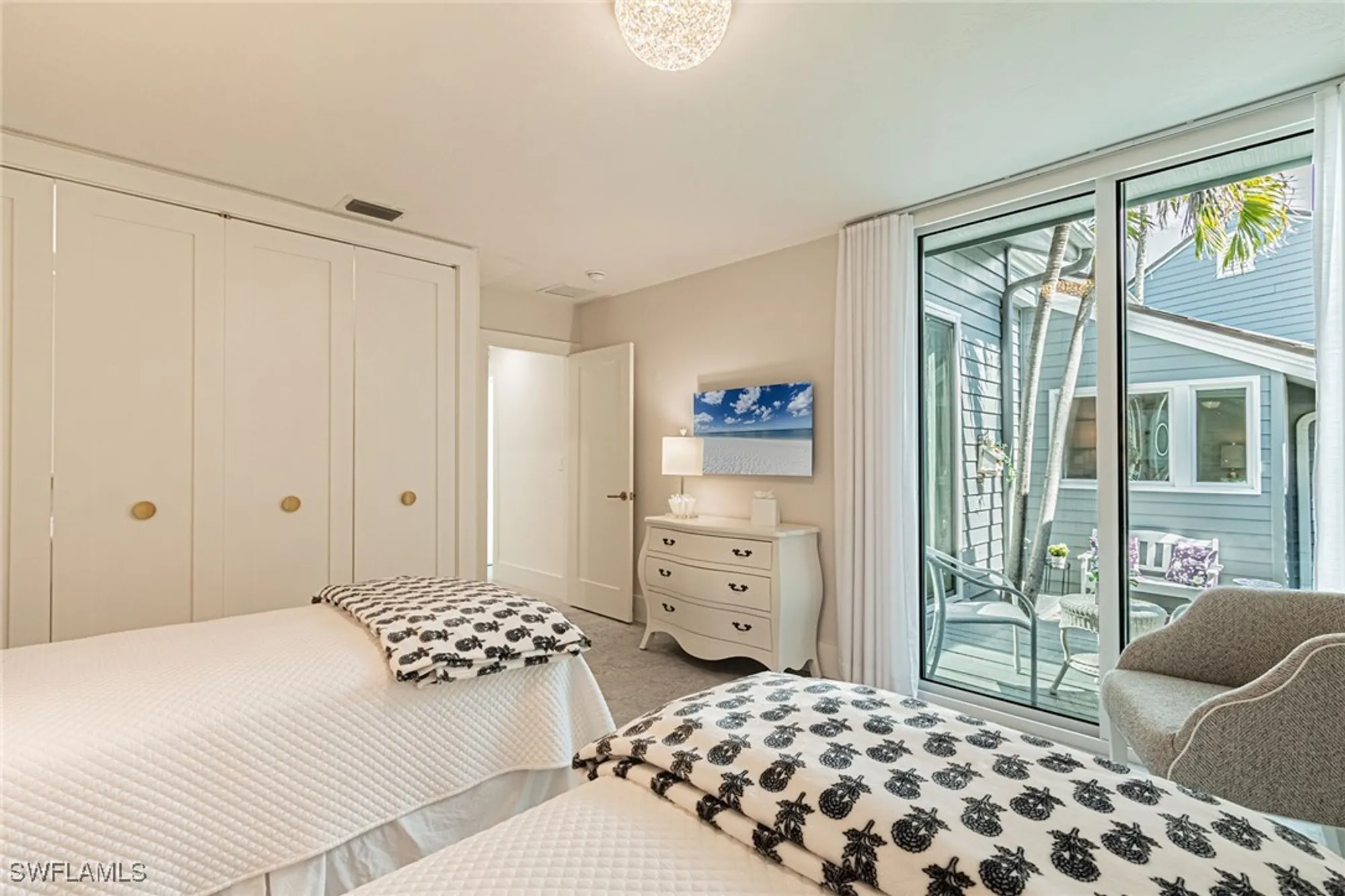 Property Slideshow image 31 of 43 | 643 bridgeway ln, Naples, FL, 34108