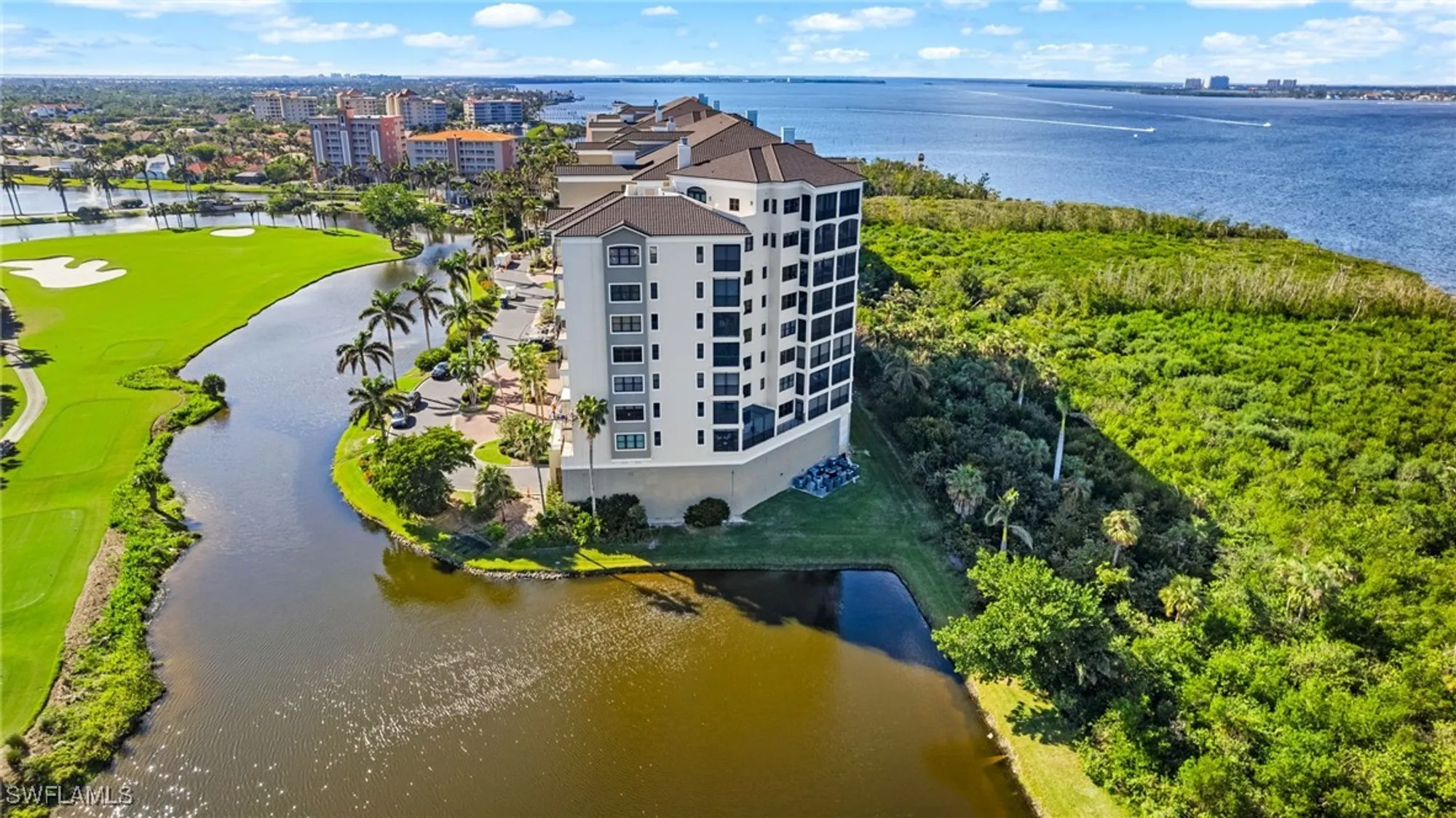 Property Slideshow image 12 of 49 | 11600 court of palms 206, Fort Myers, FL, 33908
