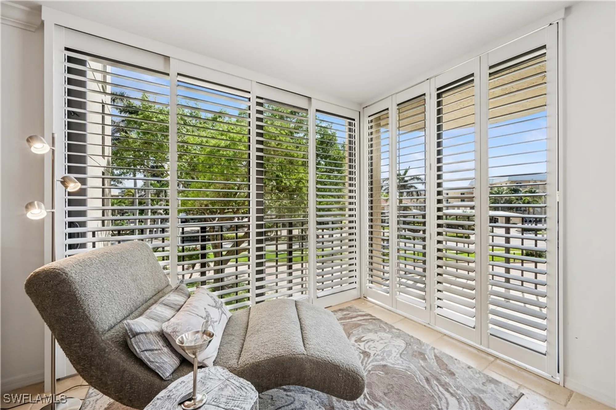 Property Slideshow image 14 of 37 | 3115 gulf shore blvd 112s, Naples, FL, 34103