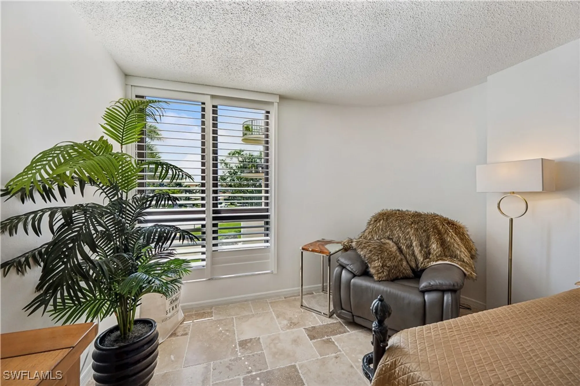 Property Slideshow image 18 of 37 | 3115 gulf shore blvd 112s, Naples, FL, 34103