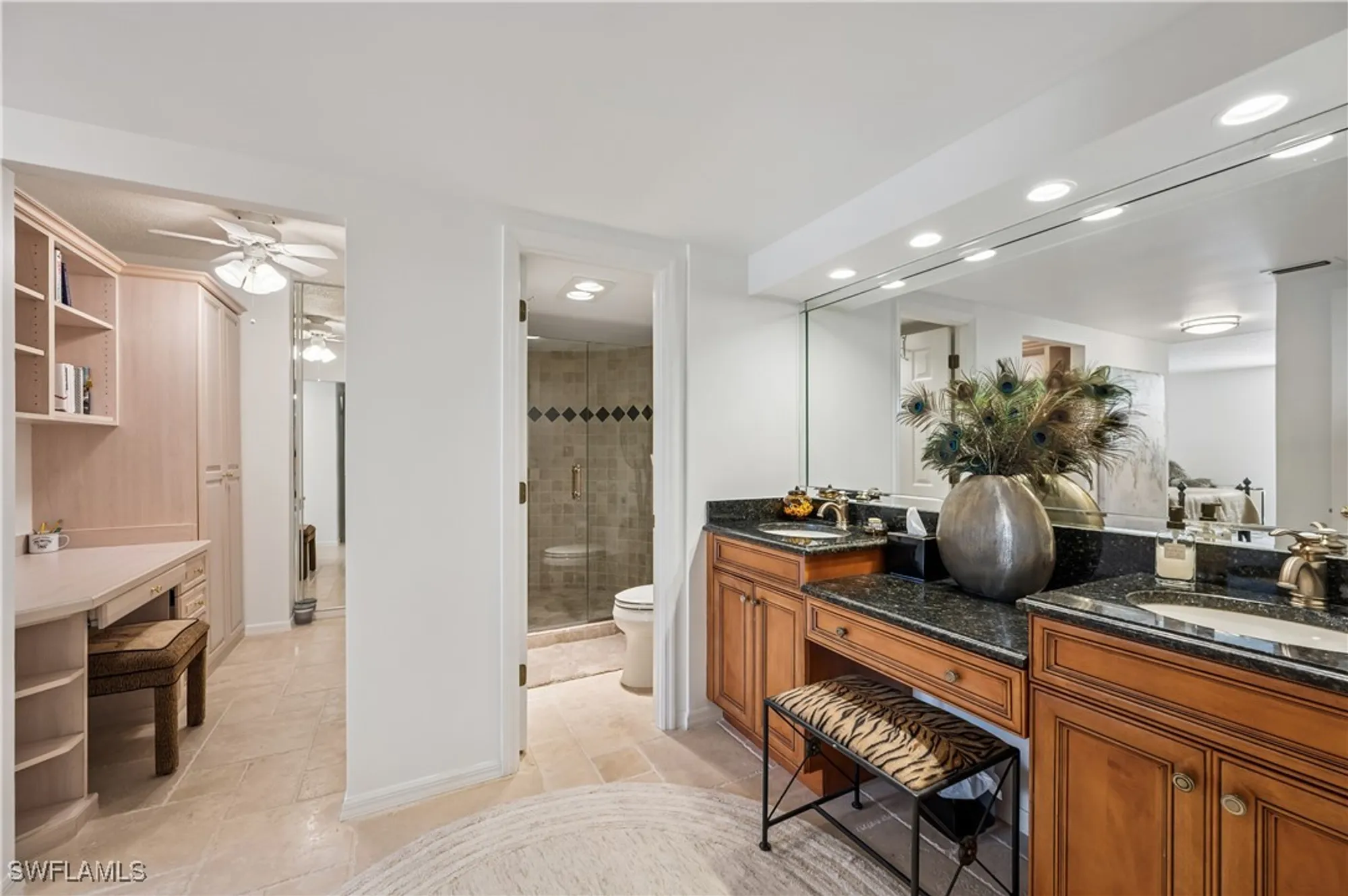 Property Slideshow image 19 of 37 | 3115 gulf shore blvd 112s, Naples, FL, 34103