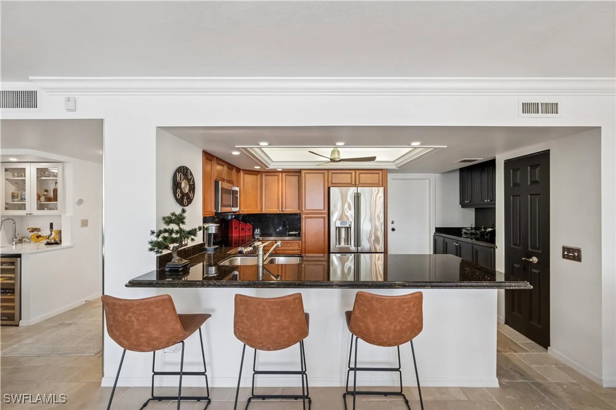 Property Slideshow image 11 of 37 | 3115 gulf shore blvd 112s, Naples, FL, 34103