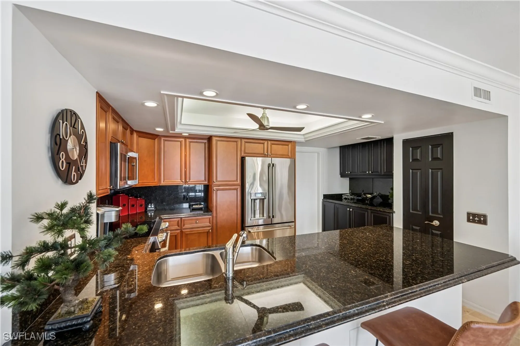 Property Slideshow image 12 of 37 | 3115 gulf shore blvd 112s, Naples, FL, 34103