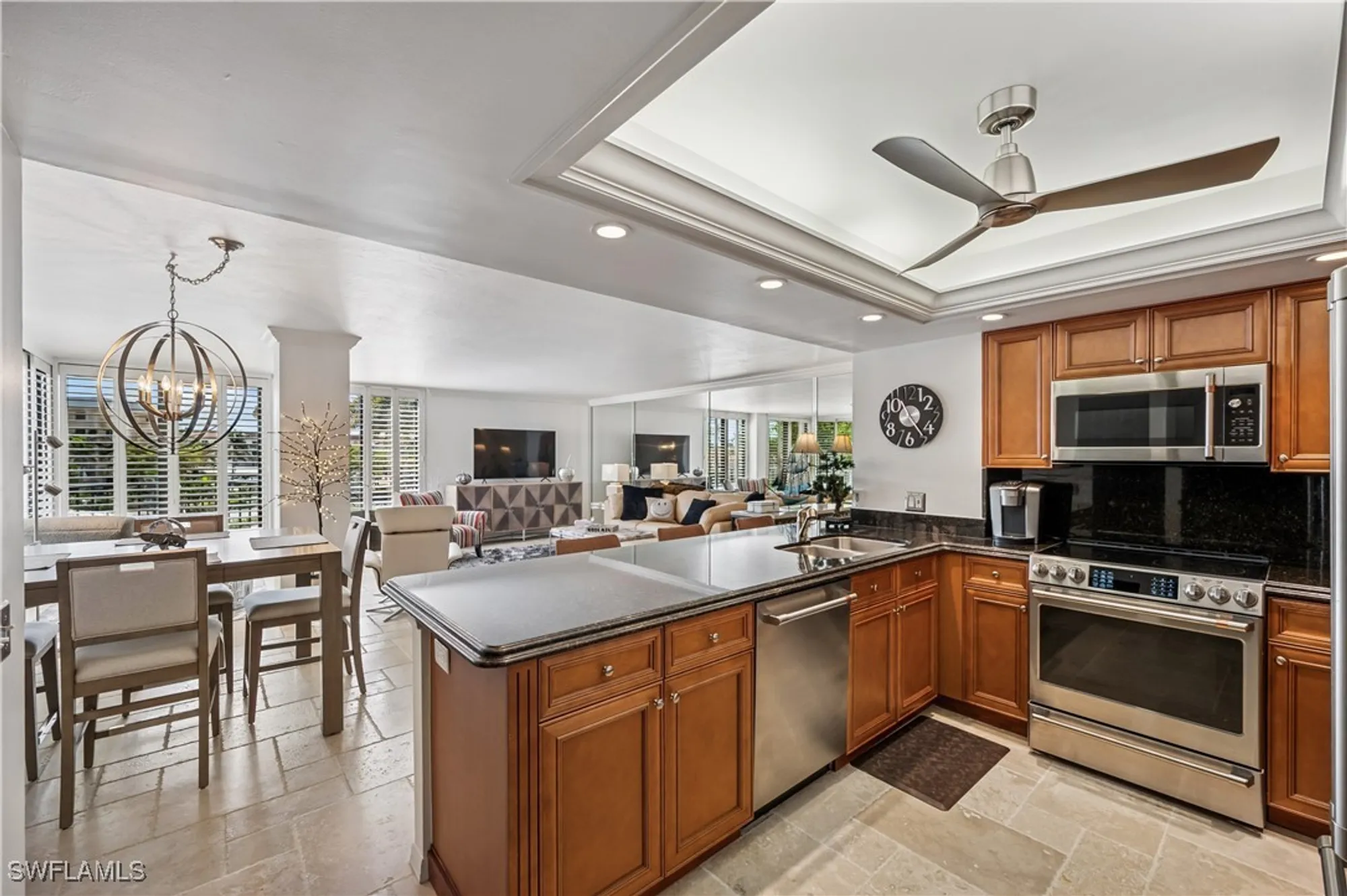 Property Slideshow image 13 of 37 | 3115 gulf shore blvd 112s, Naples, FL, 34103