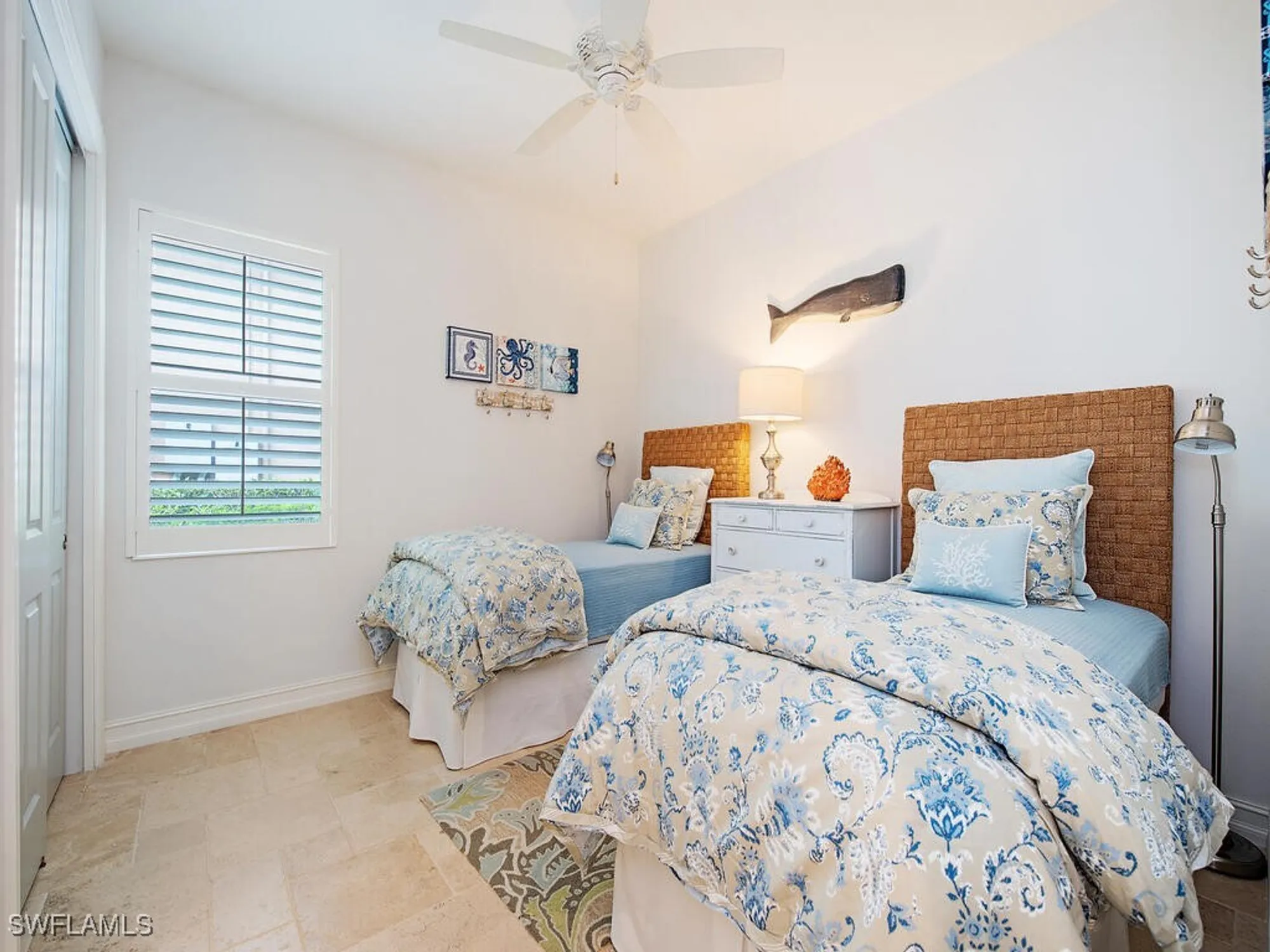 Property Slideshow image 14 of 39 | 6445 costa cir, Naples, FL, 34113