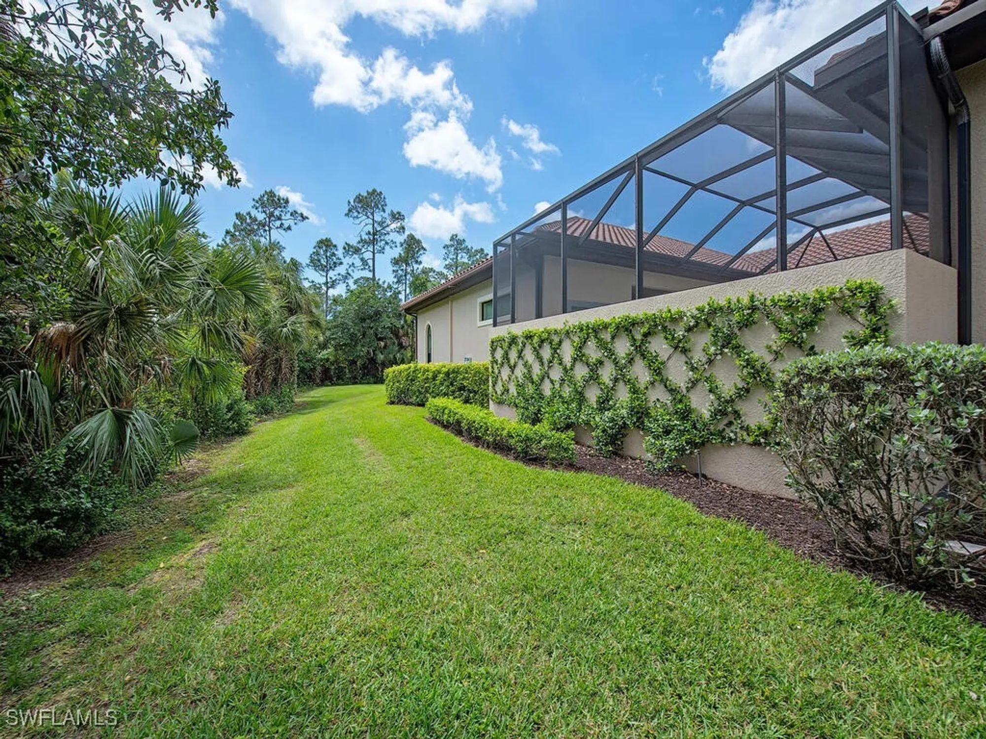 Property Slideshow image 25 of 39 | 6445 costa cir, Naples, FL, 34113