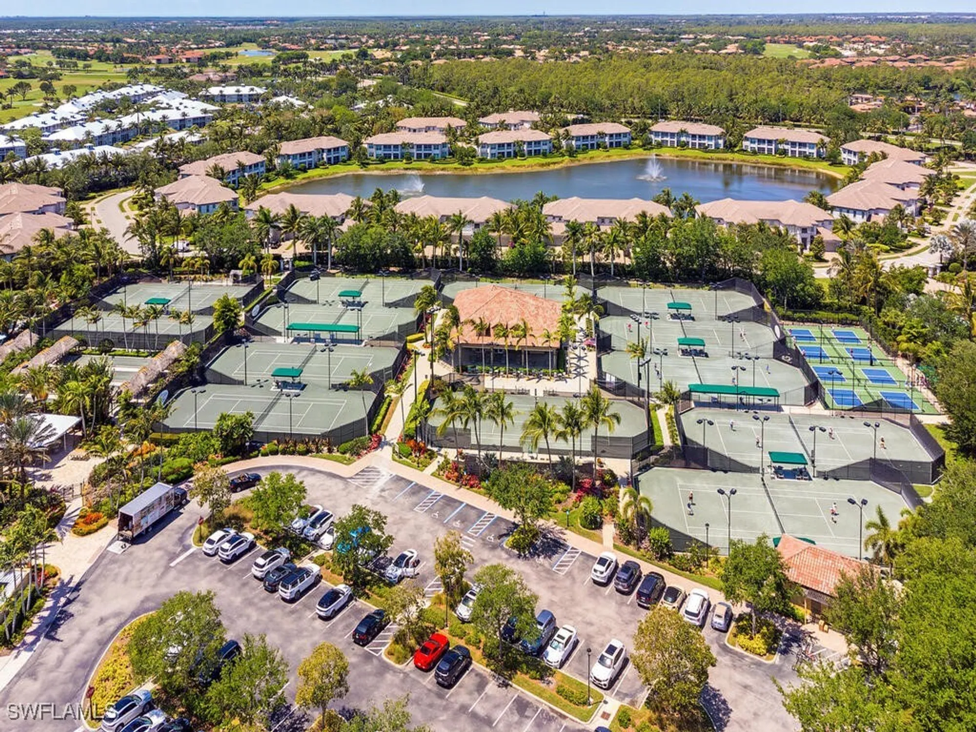 Property Slideshow image 36 of 39 | 6445 costa cir, Naples, FL, 34113