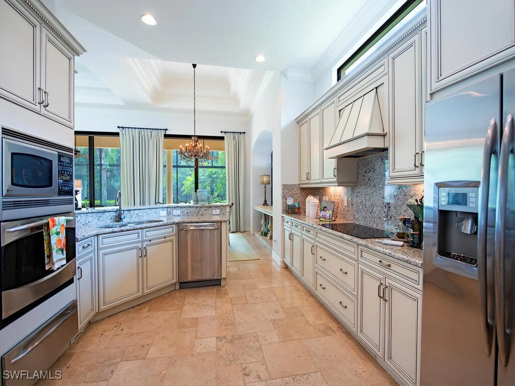 Property Slideshow image 7 of 39 | 6445 costa cir, Naples, FL, 34113