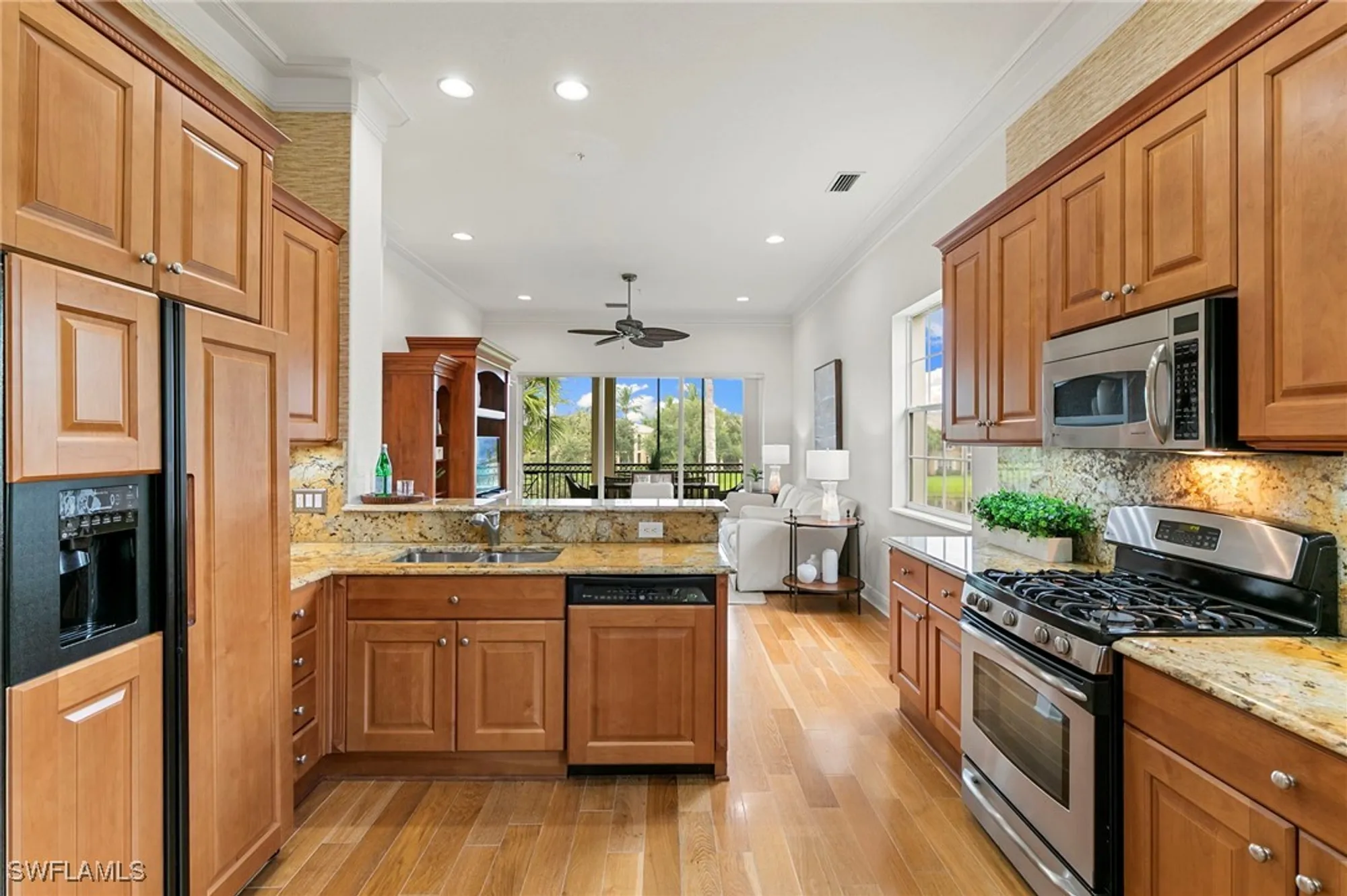 Property Slideshow image 19 of 49 | 3031 marengo ct apt 204, Naples, FL, 34114