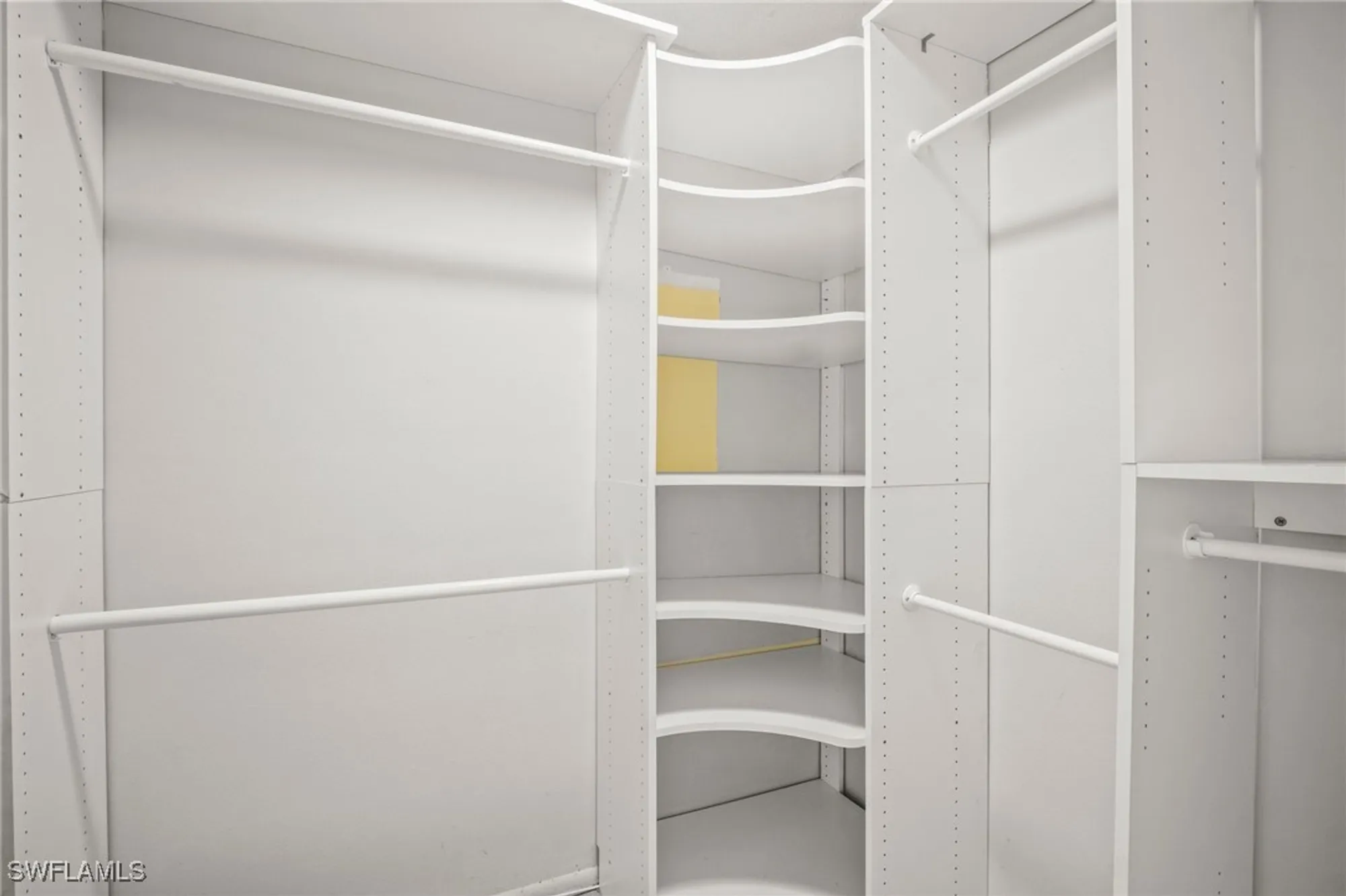 Property Slideshow image 28 of 47 | 1828 pine glade cir, Fort Myers, FL, 33907